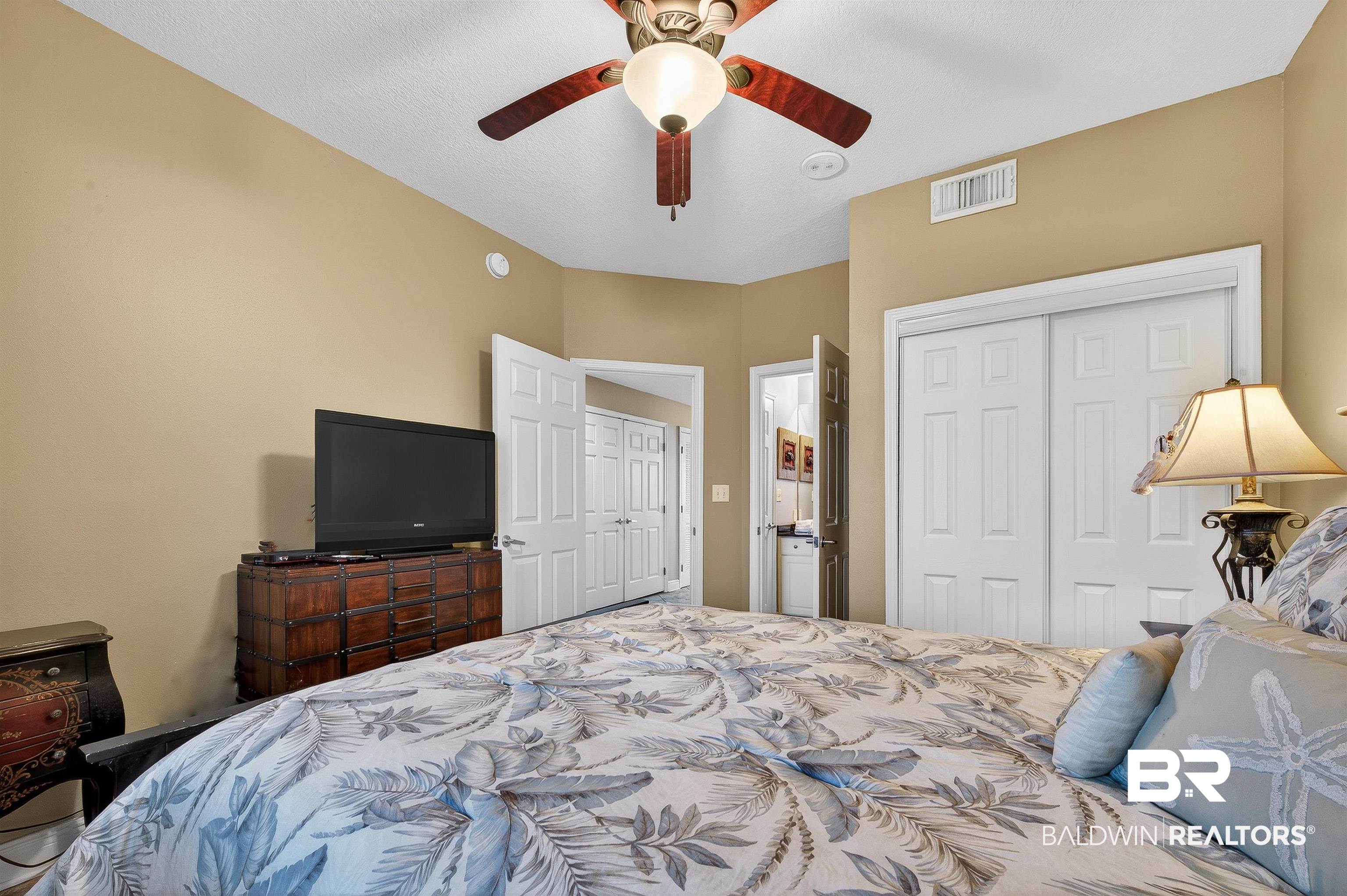 365 E Beach Boulevard # 606