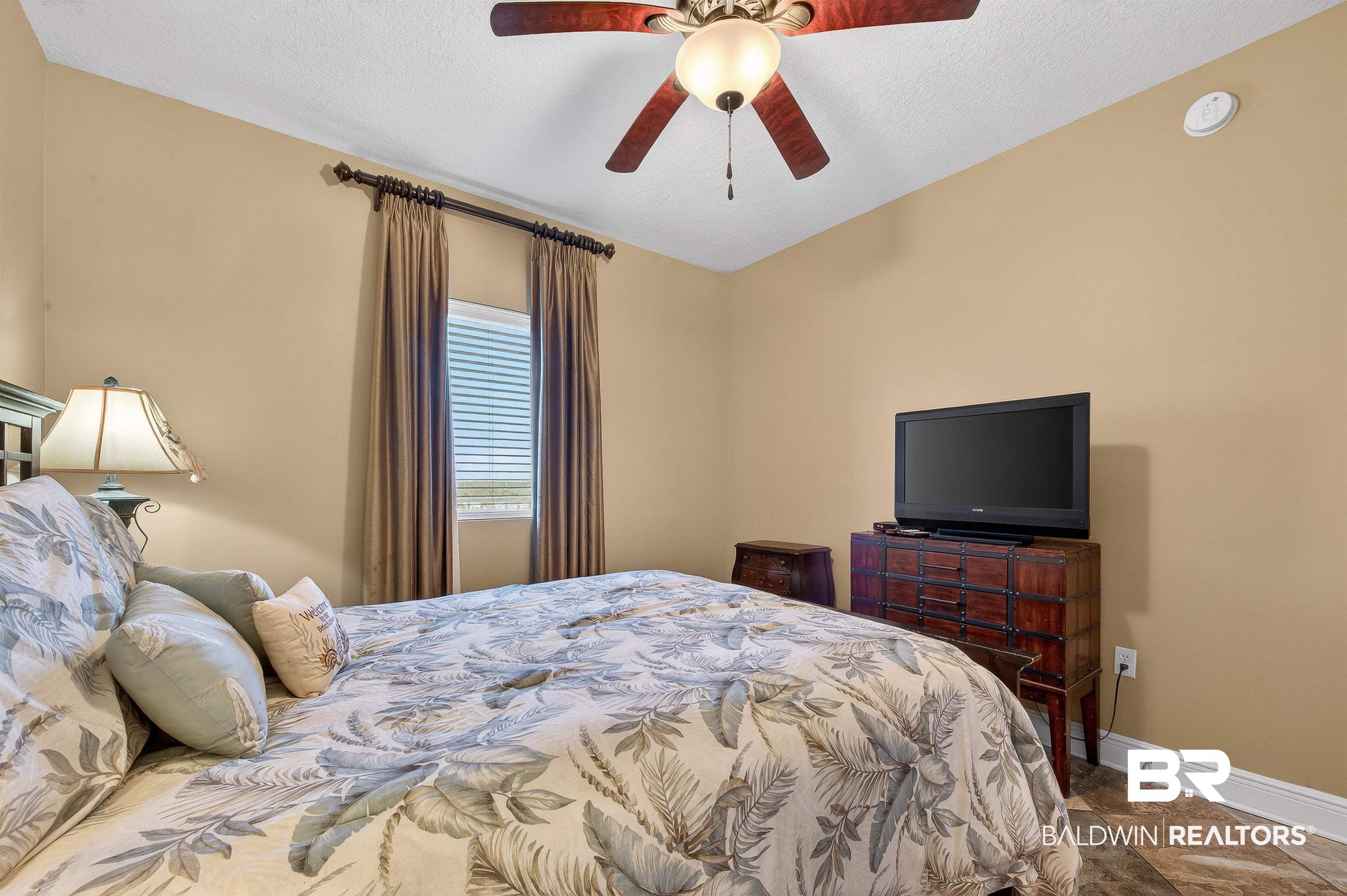 365 E Beach Boulevard # 606