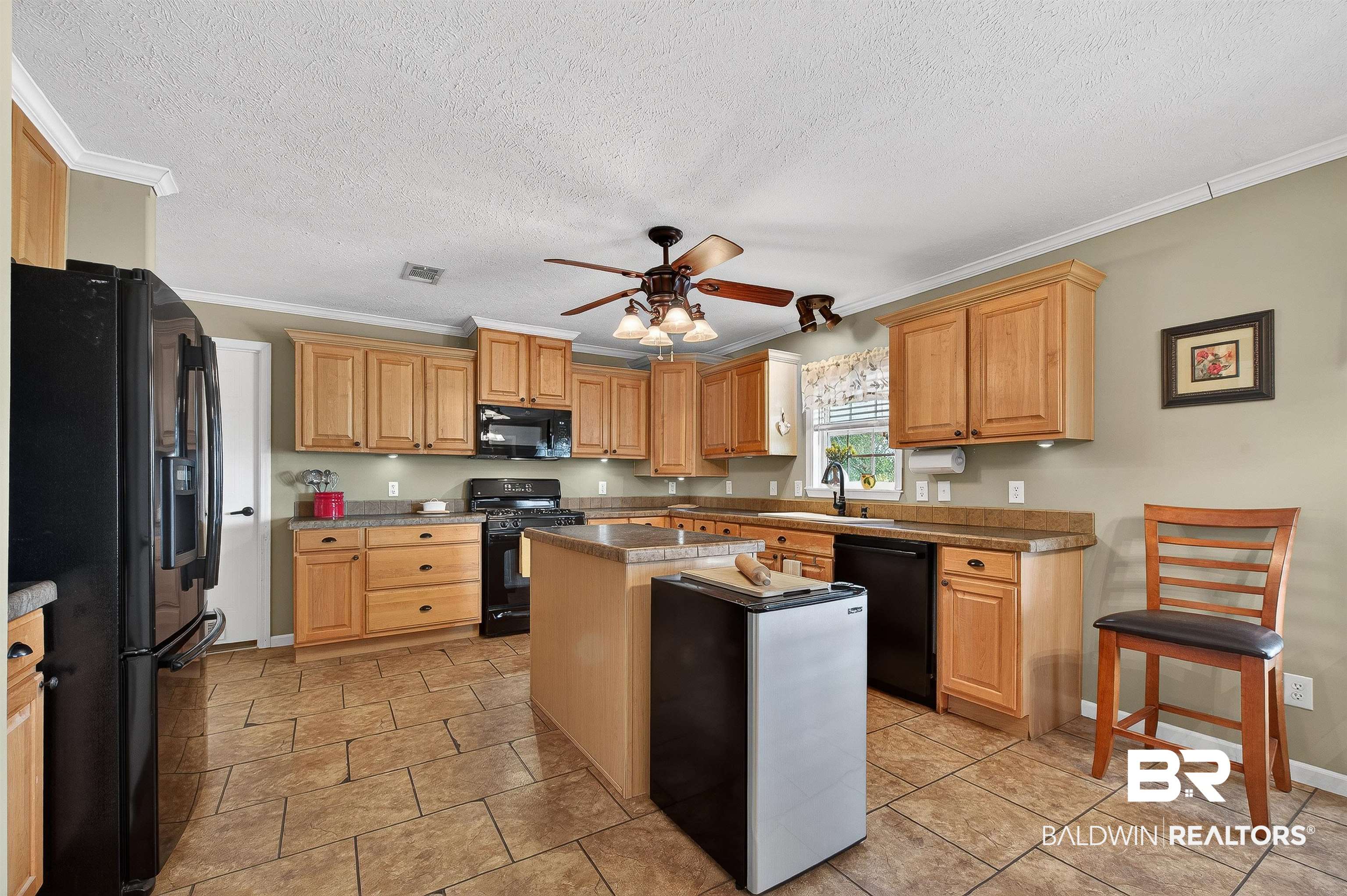 10821 York Lane
