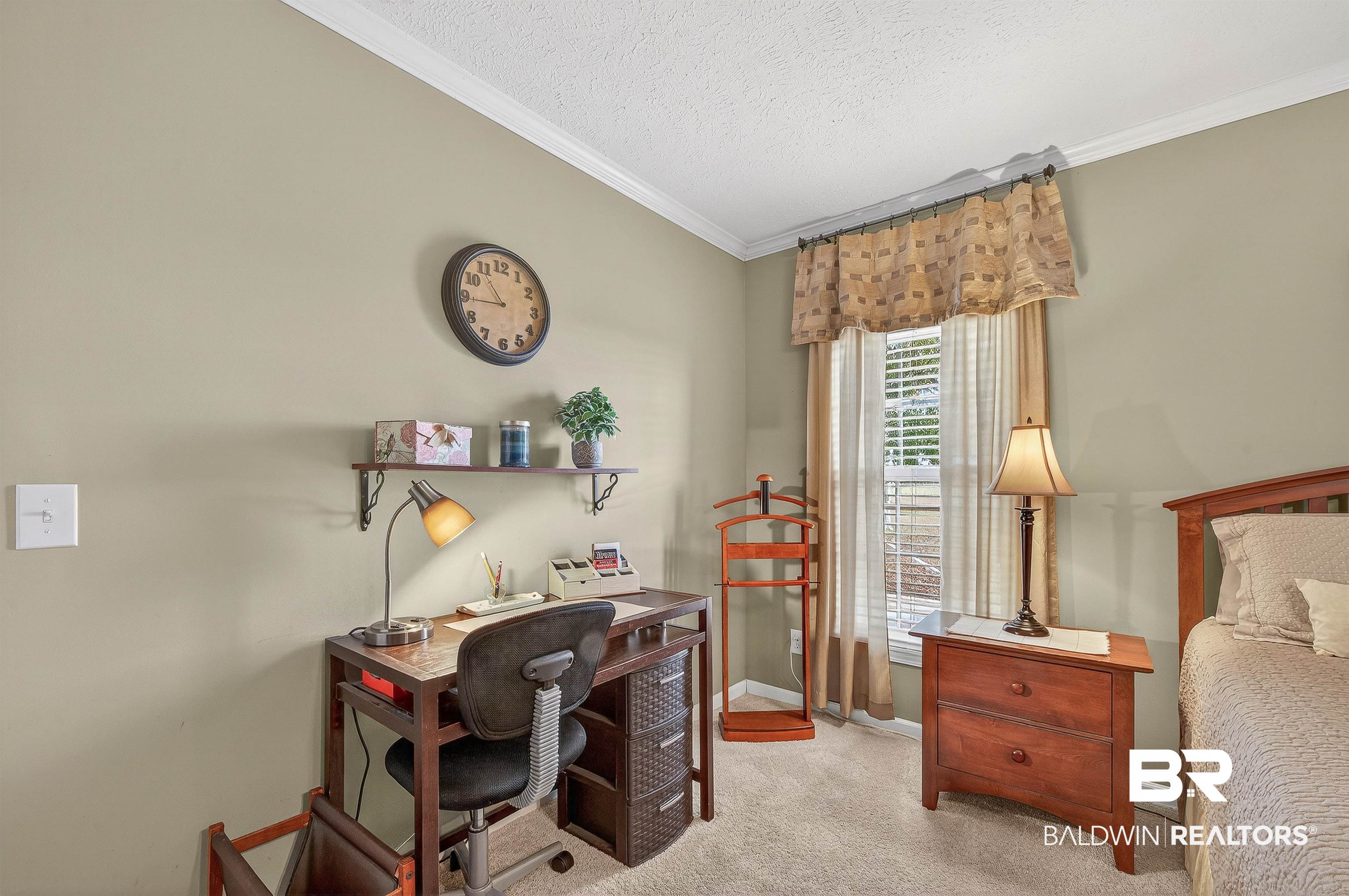 10821 York Lane