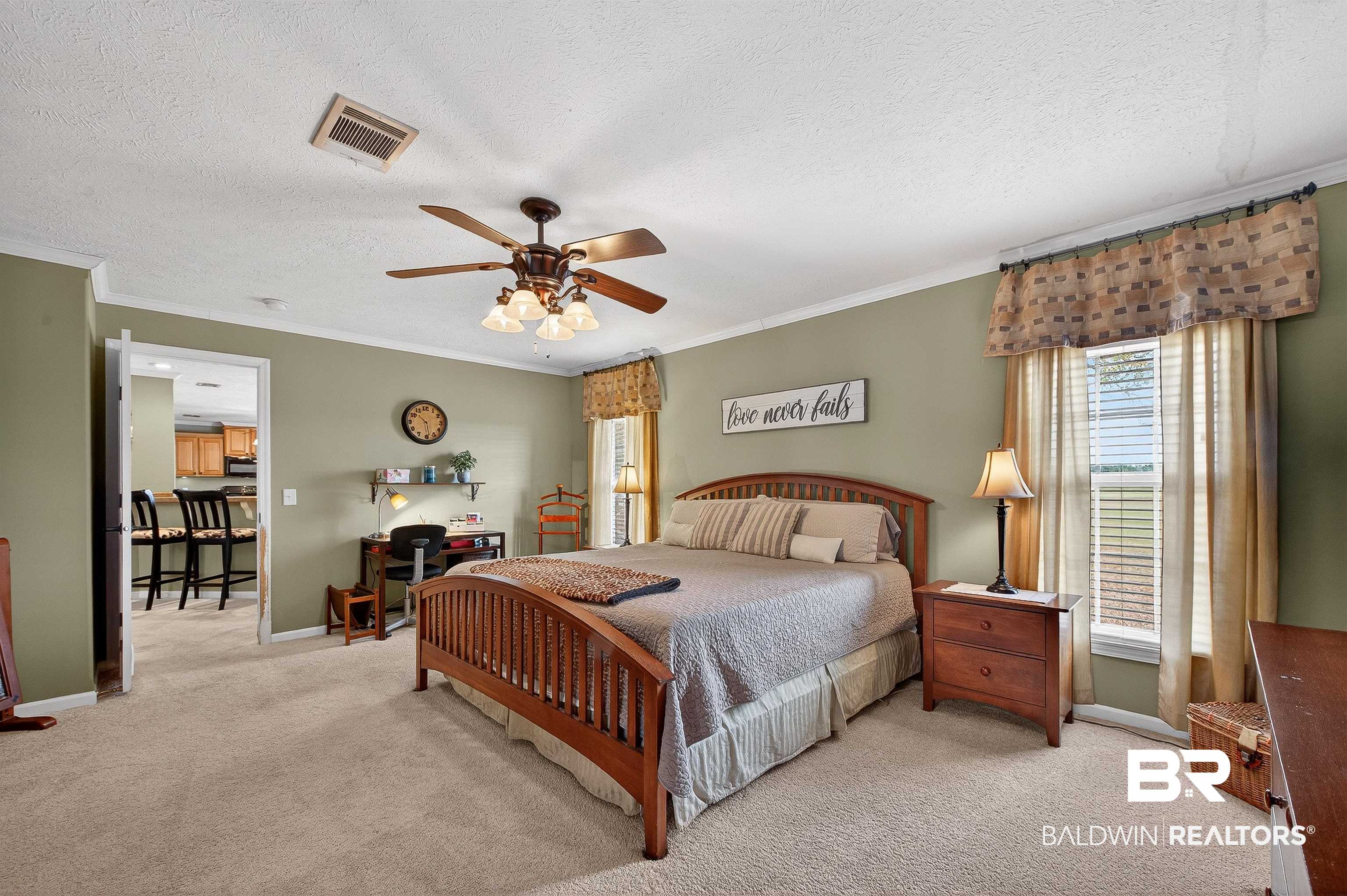 10821 York Lane