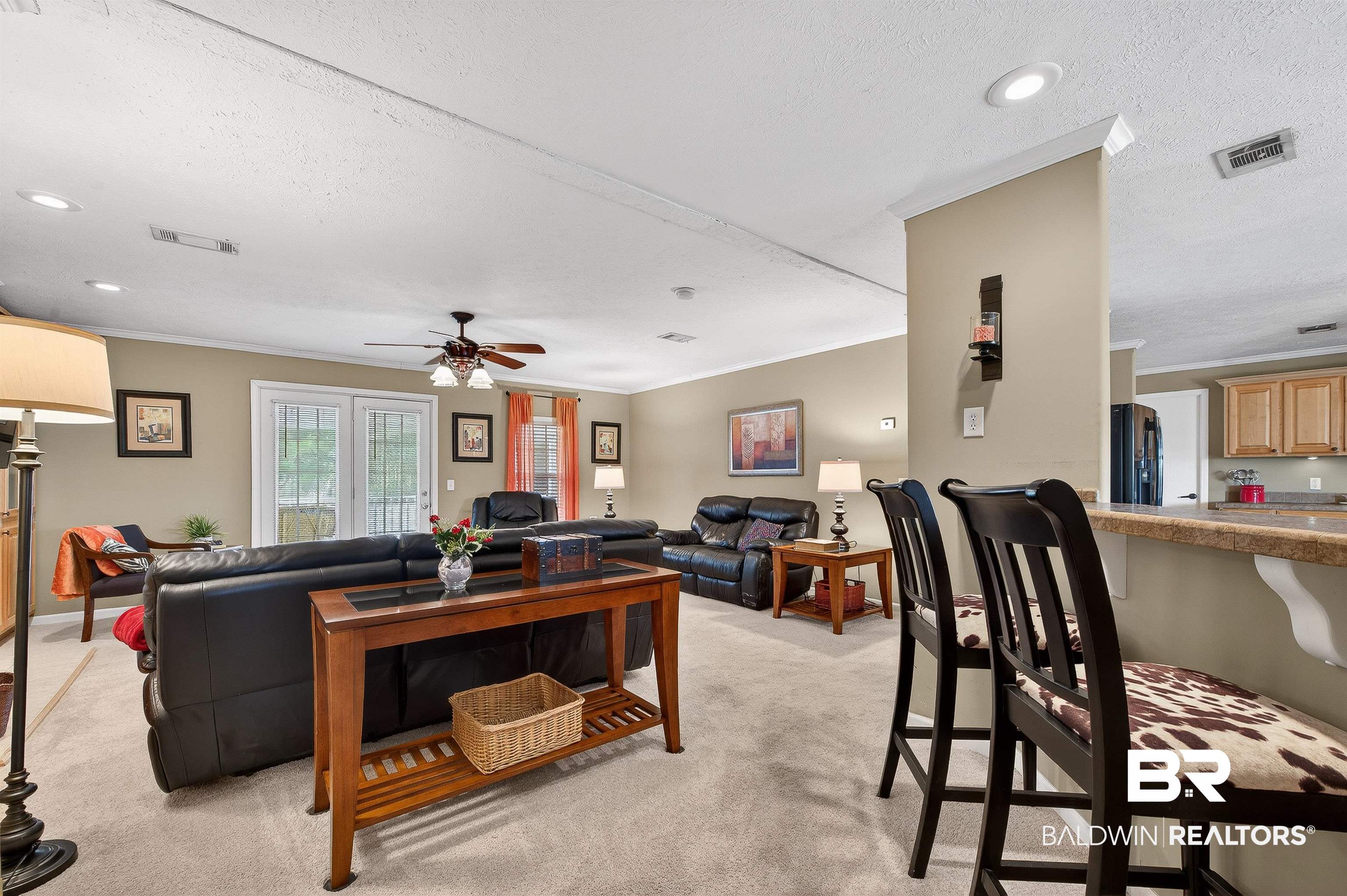 10821 York Lane