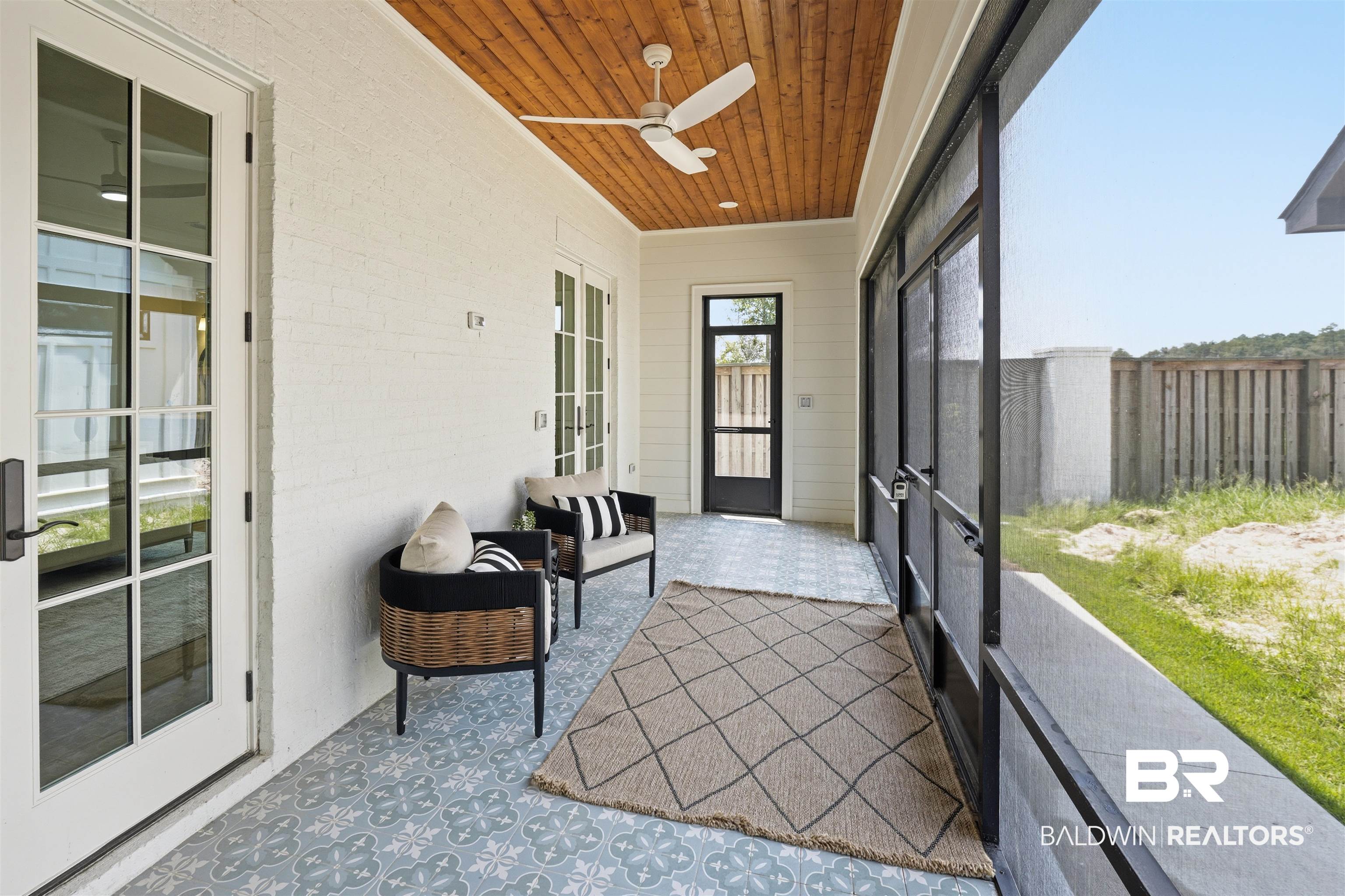 841 Inlet Circle