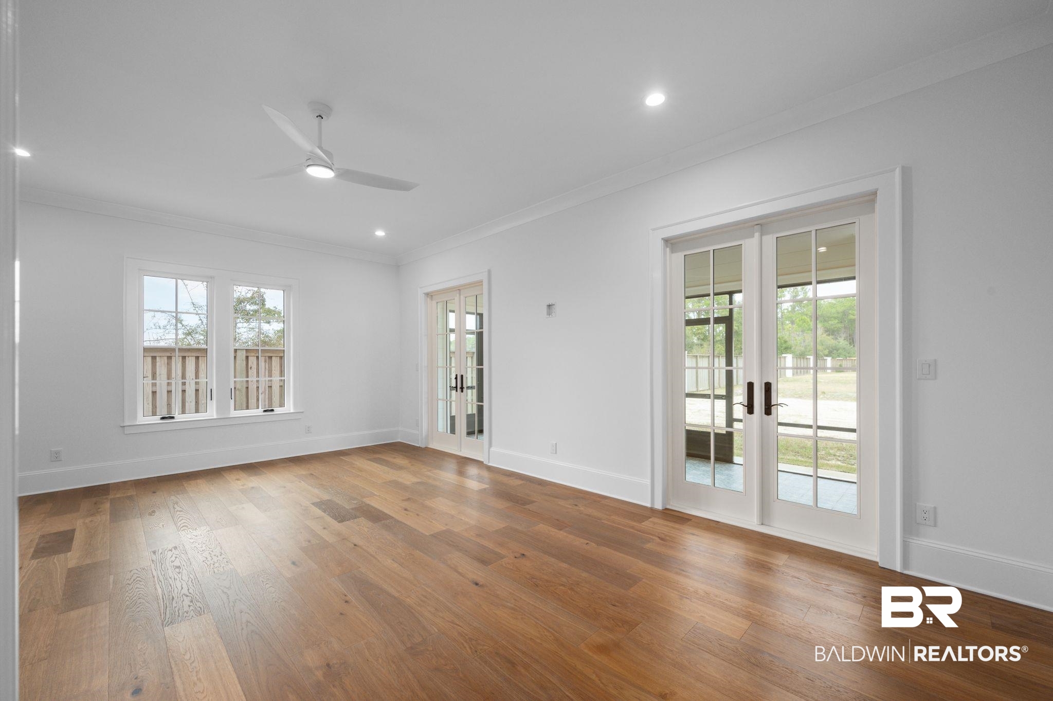 841 Inlet Circle