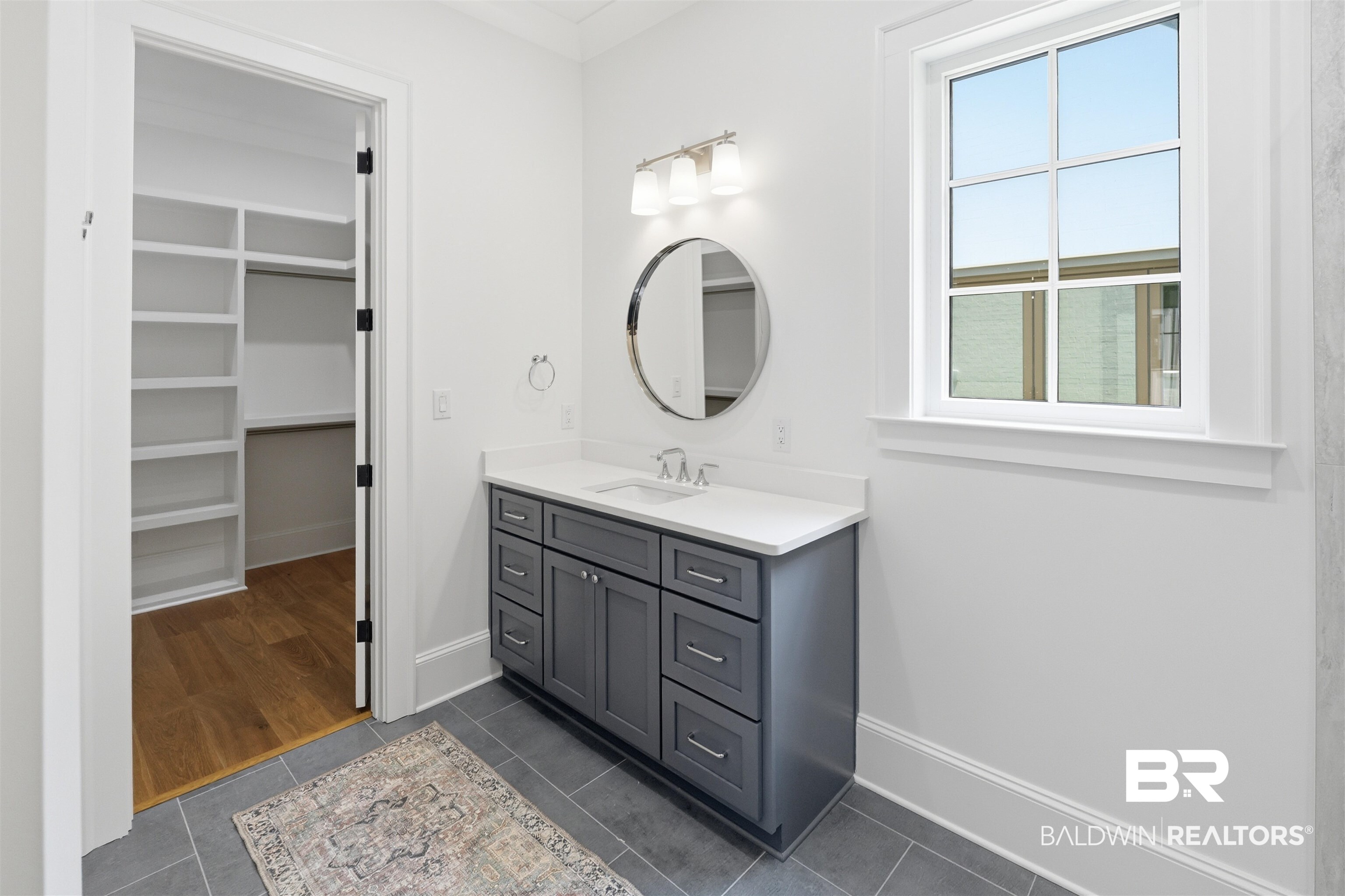 841 Inlet Circle