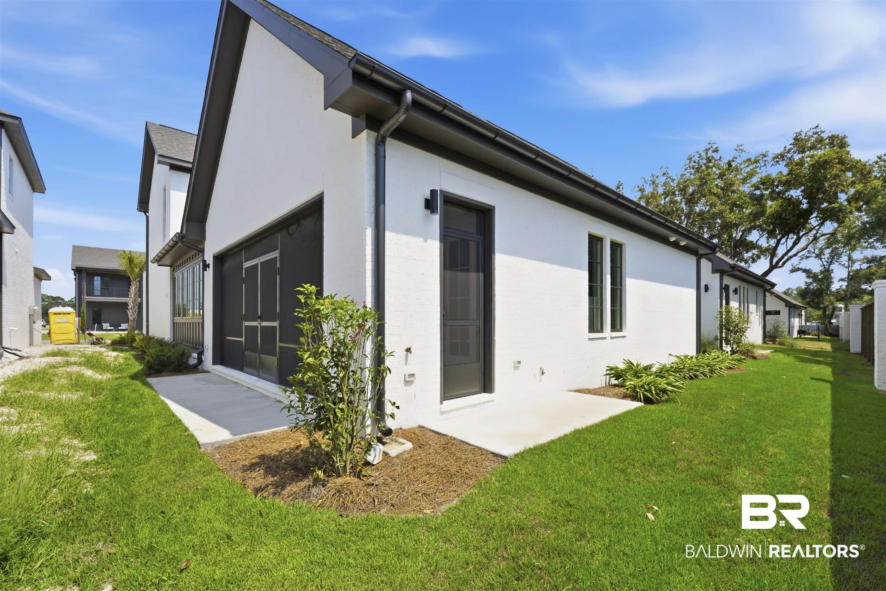 841 Inlet Circle