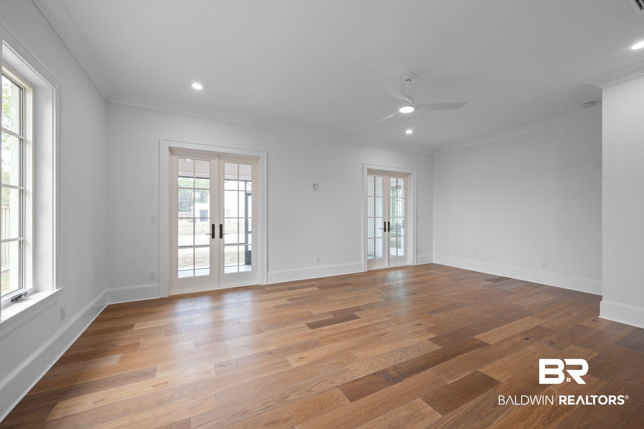 841 Inlet Circle
