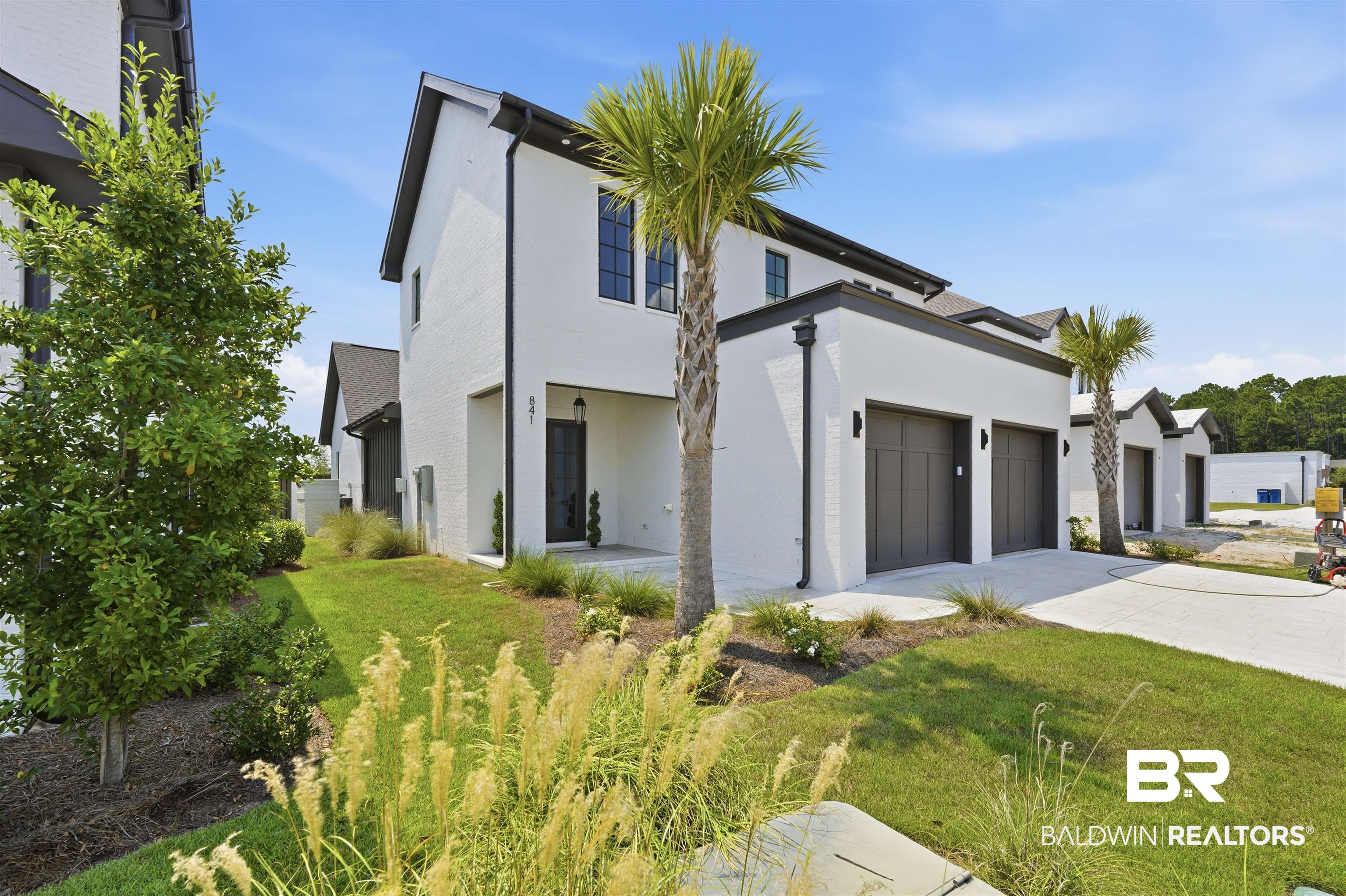 841 Inlet Circle