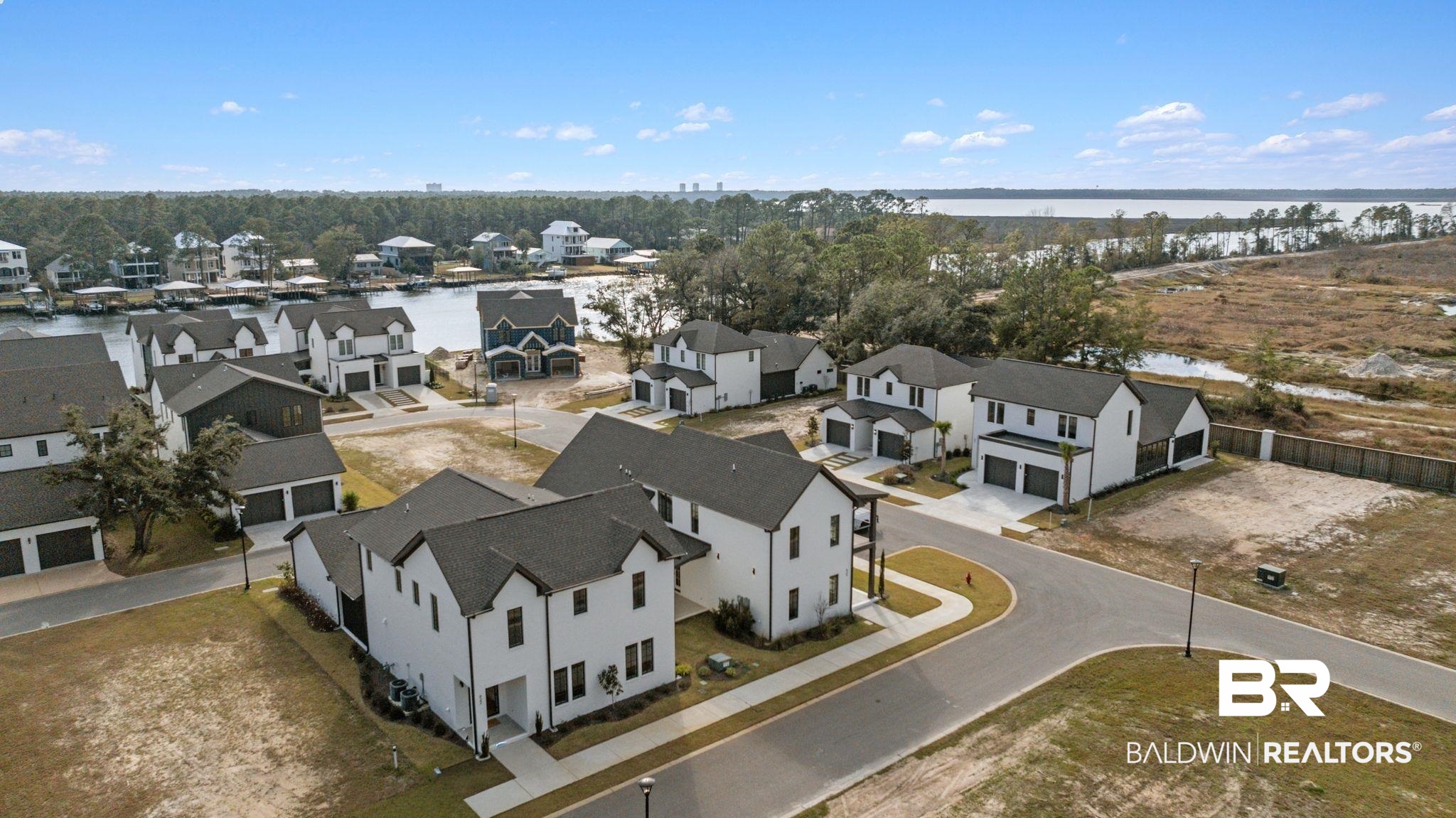 926 Inlet Circle
