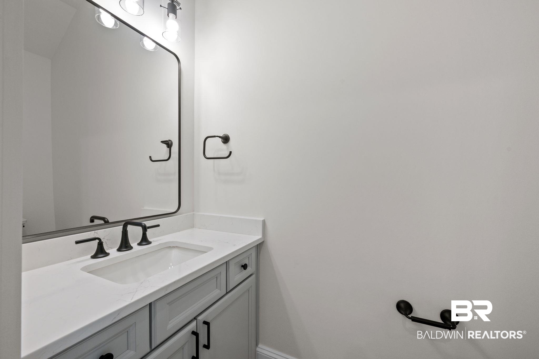 926 Inlet Circle