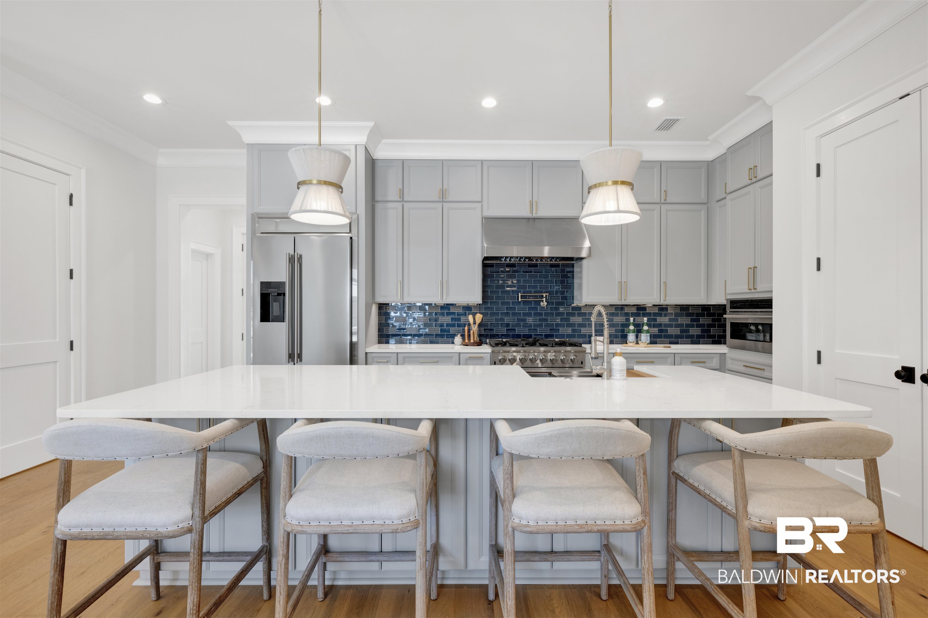 926 Inlet Circle