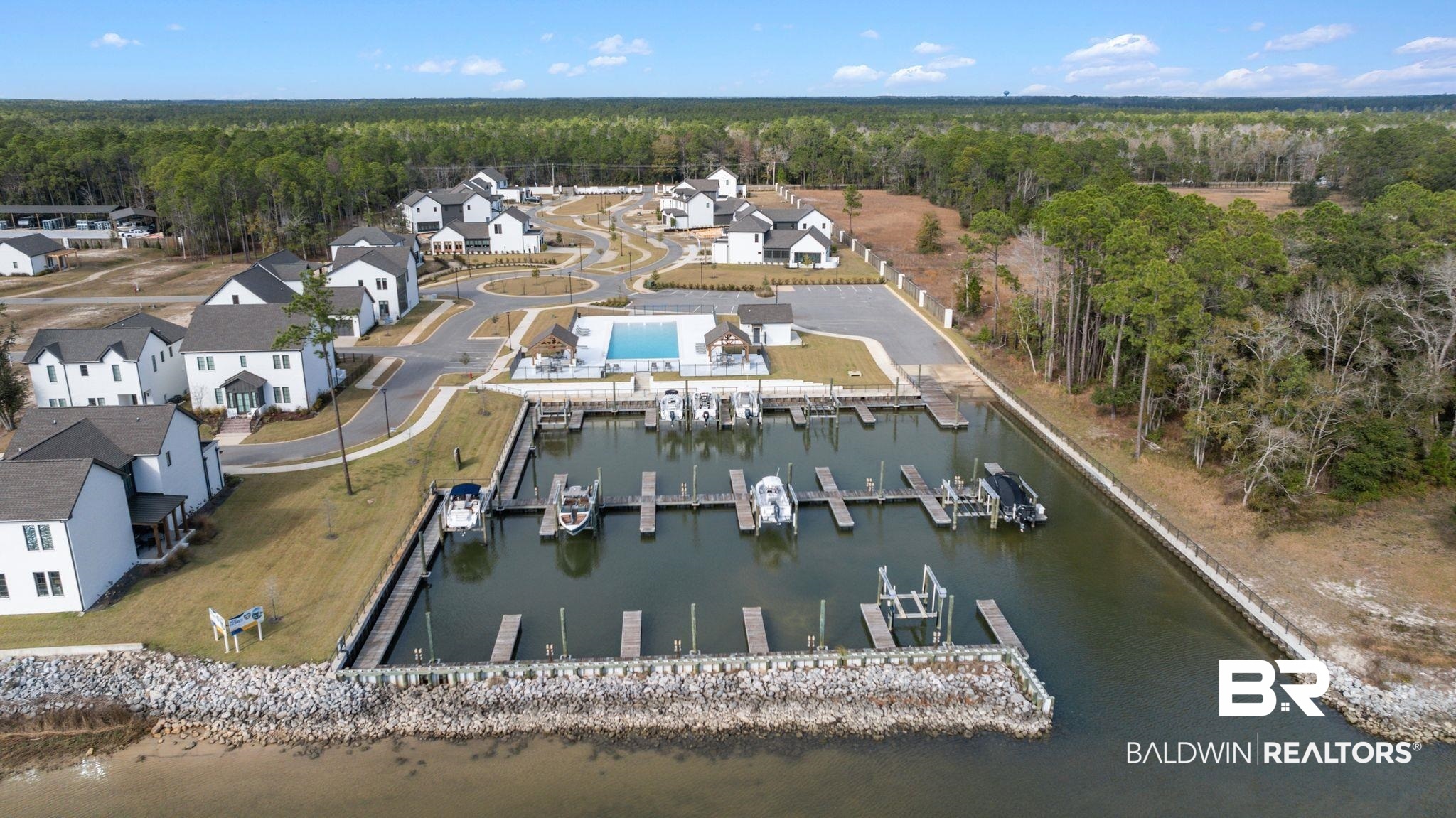 906 Inlet Circle