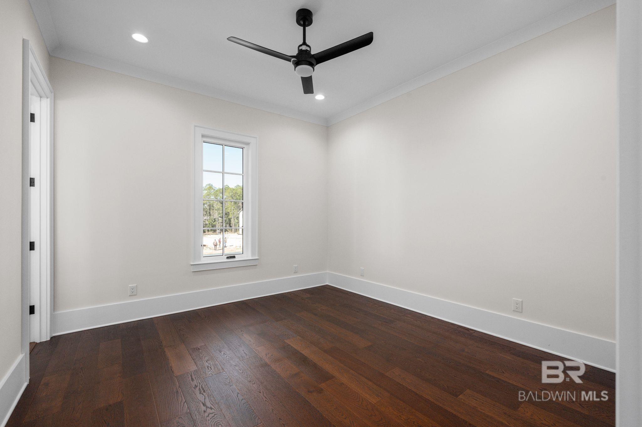 2720 Straits Boulevard