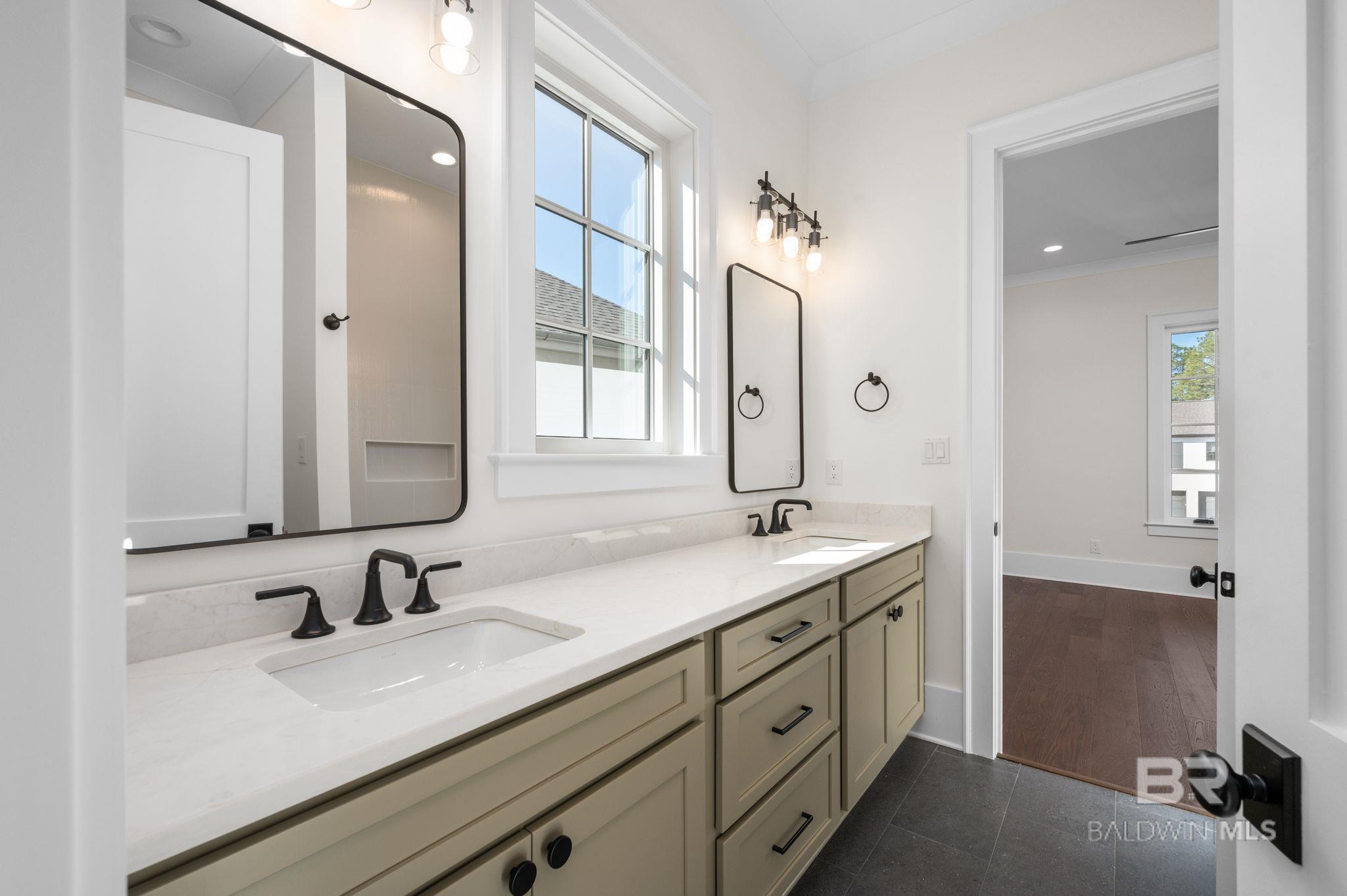 2720 Straits Boulevard