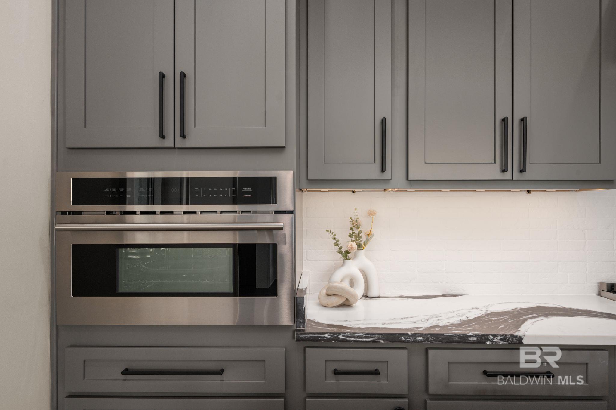 2720 Straits Boulevard