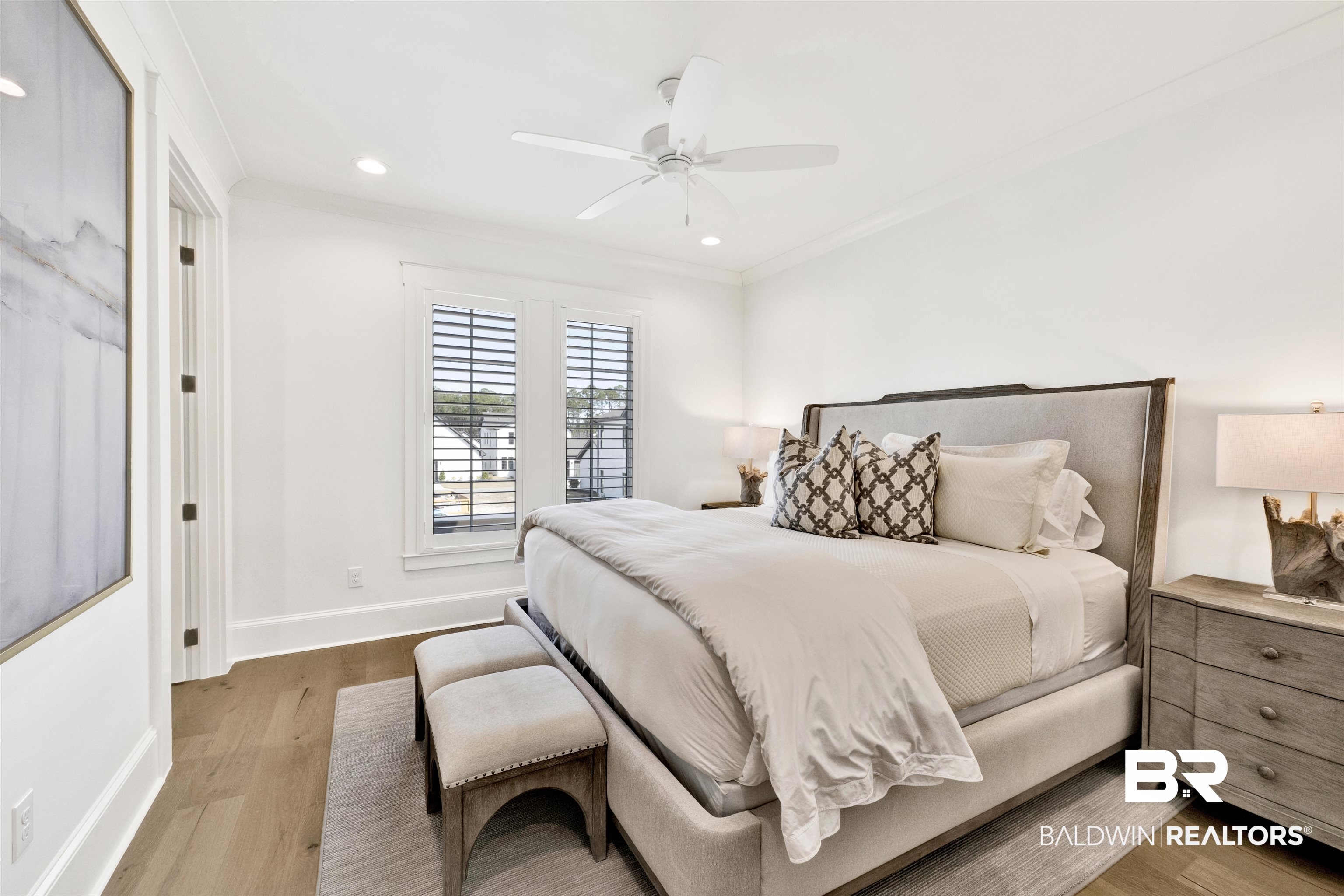 861 Inlet Circle