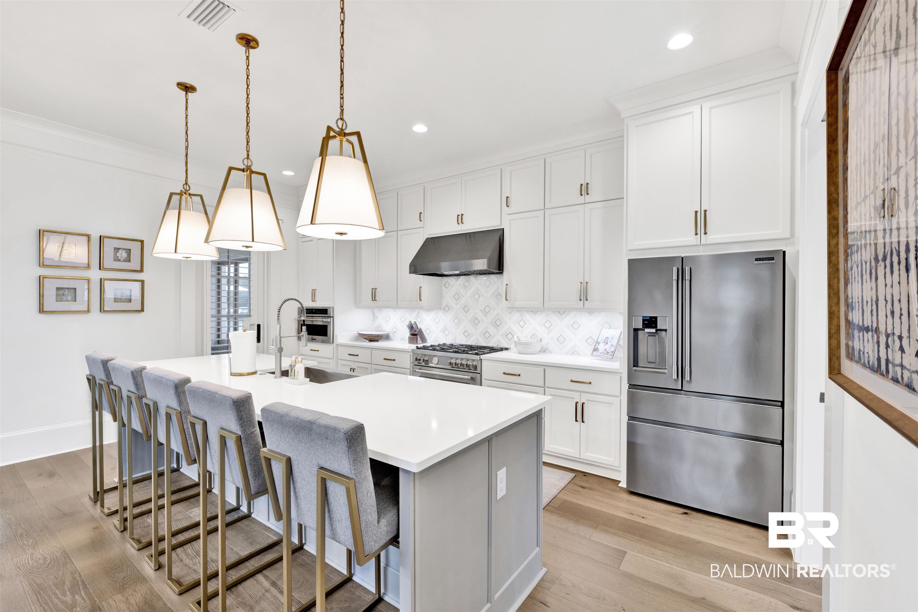 861 Inlet Circle