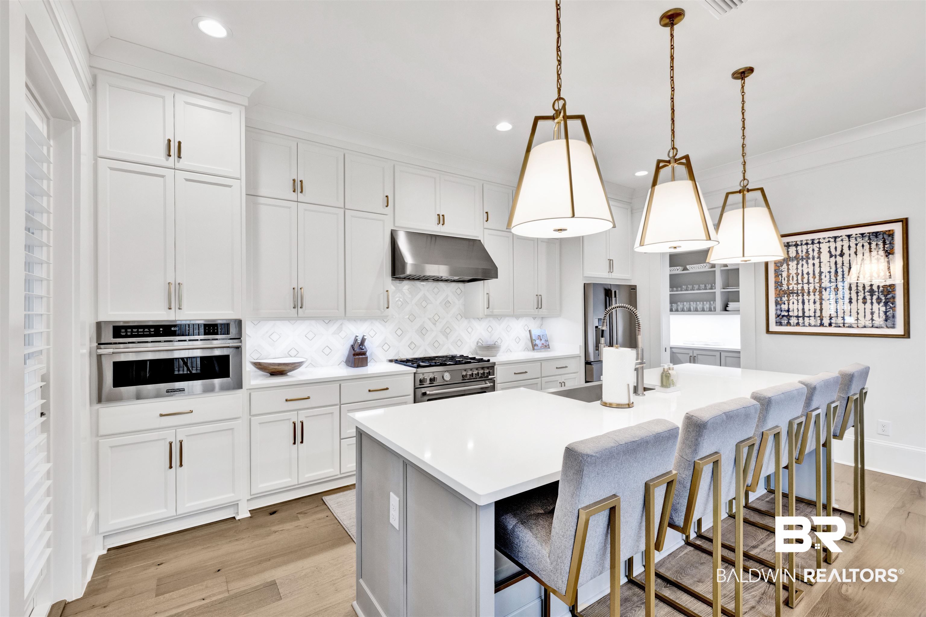 861 Inlet Circle