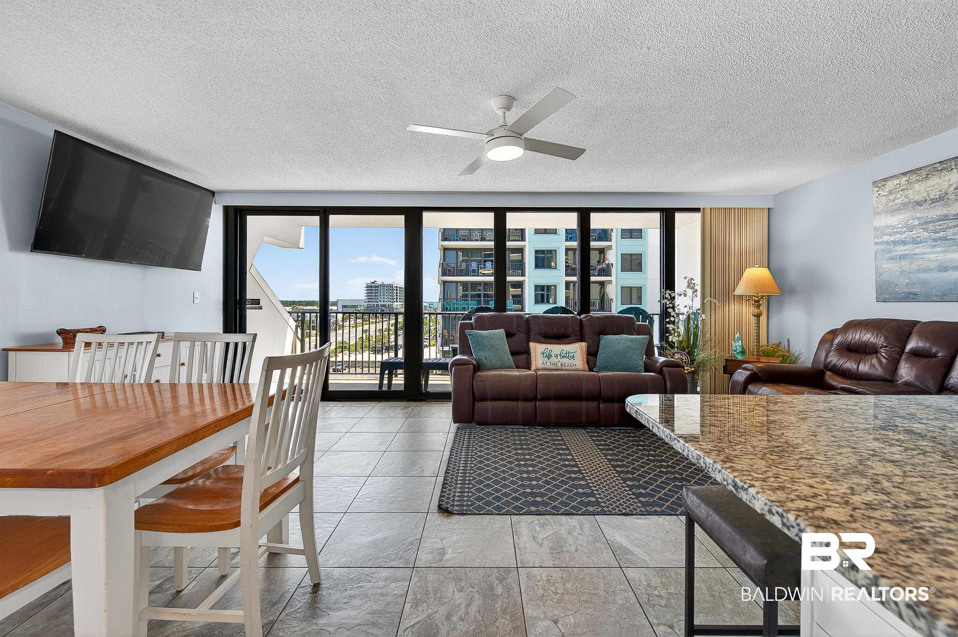 407 W Beach Boulevard # 570