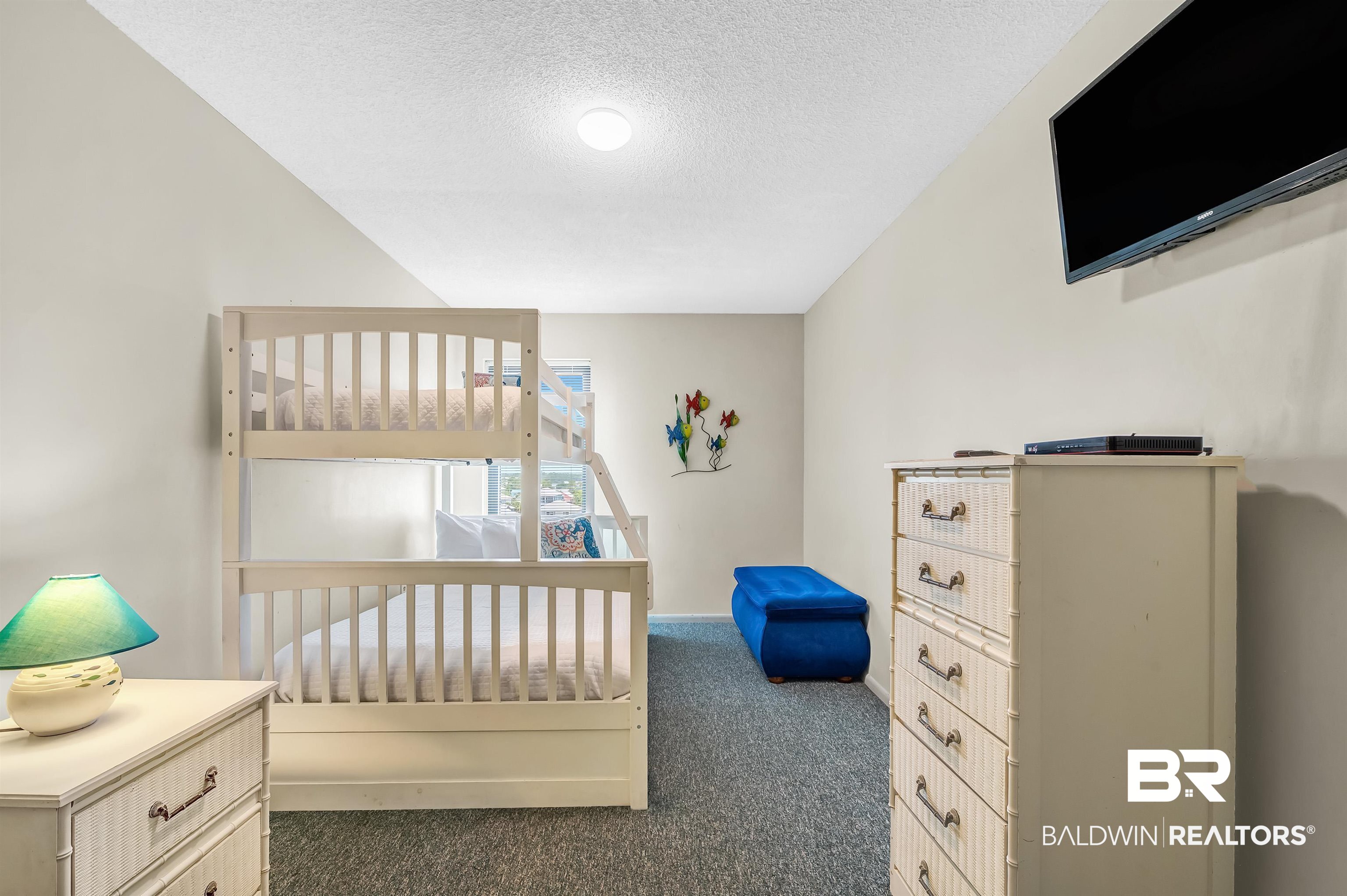 407 W Beach Boulevard # 570
