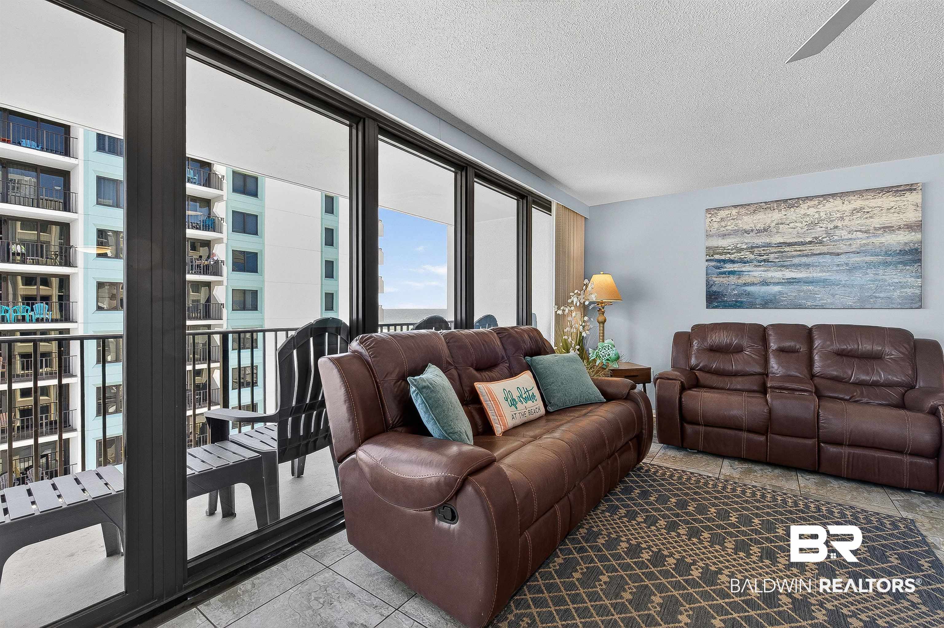 407 W Beach Boulevard # 570