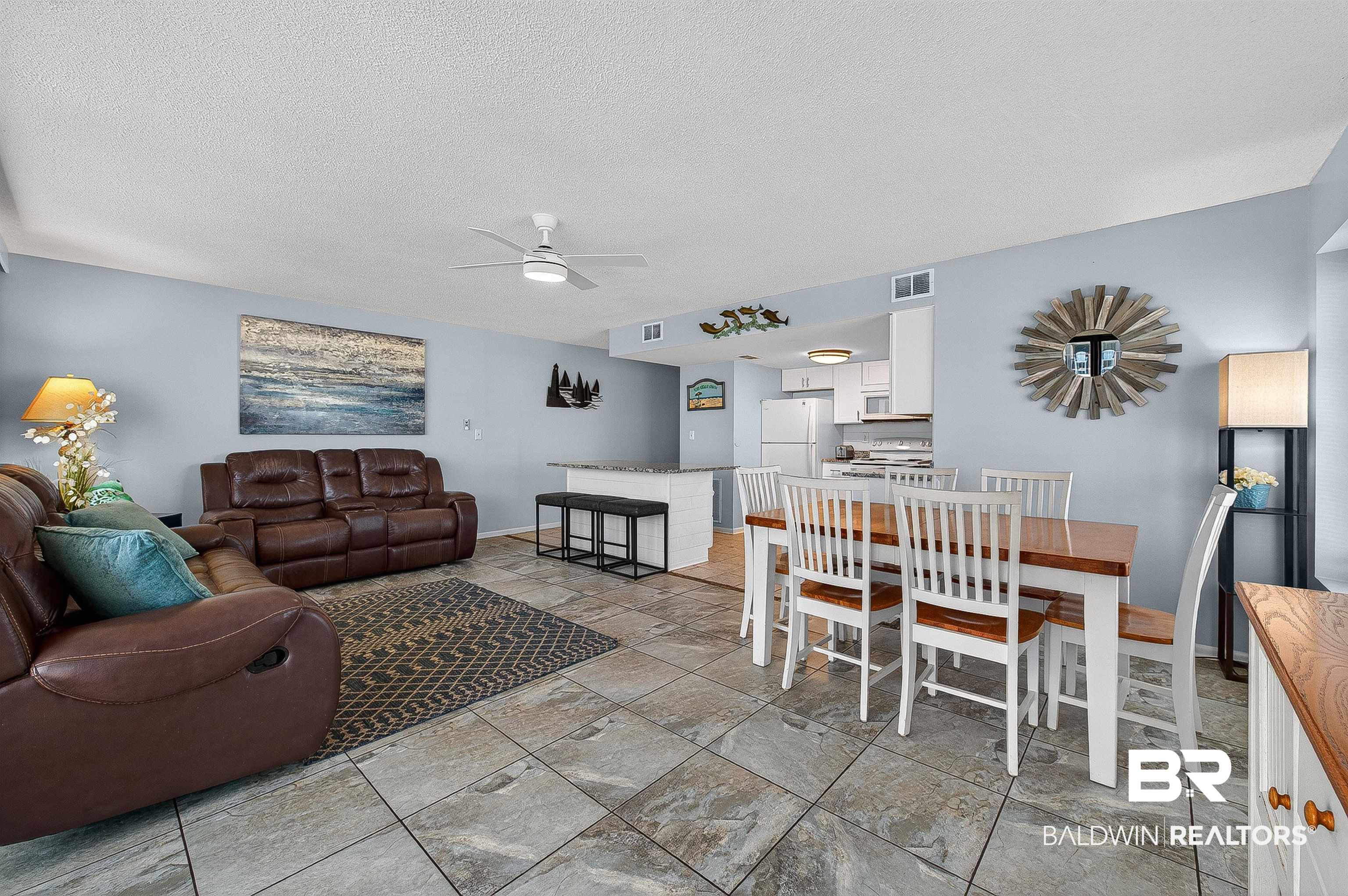 407 W Beach Boulevard # 570