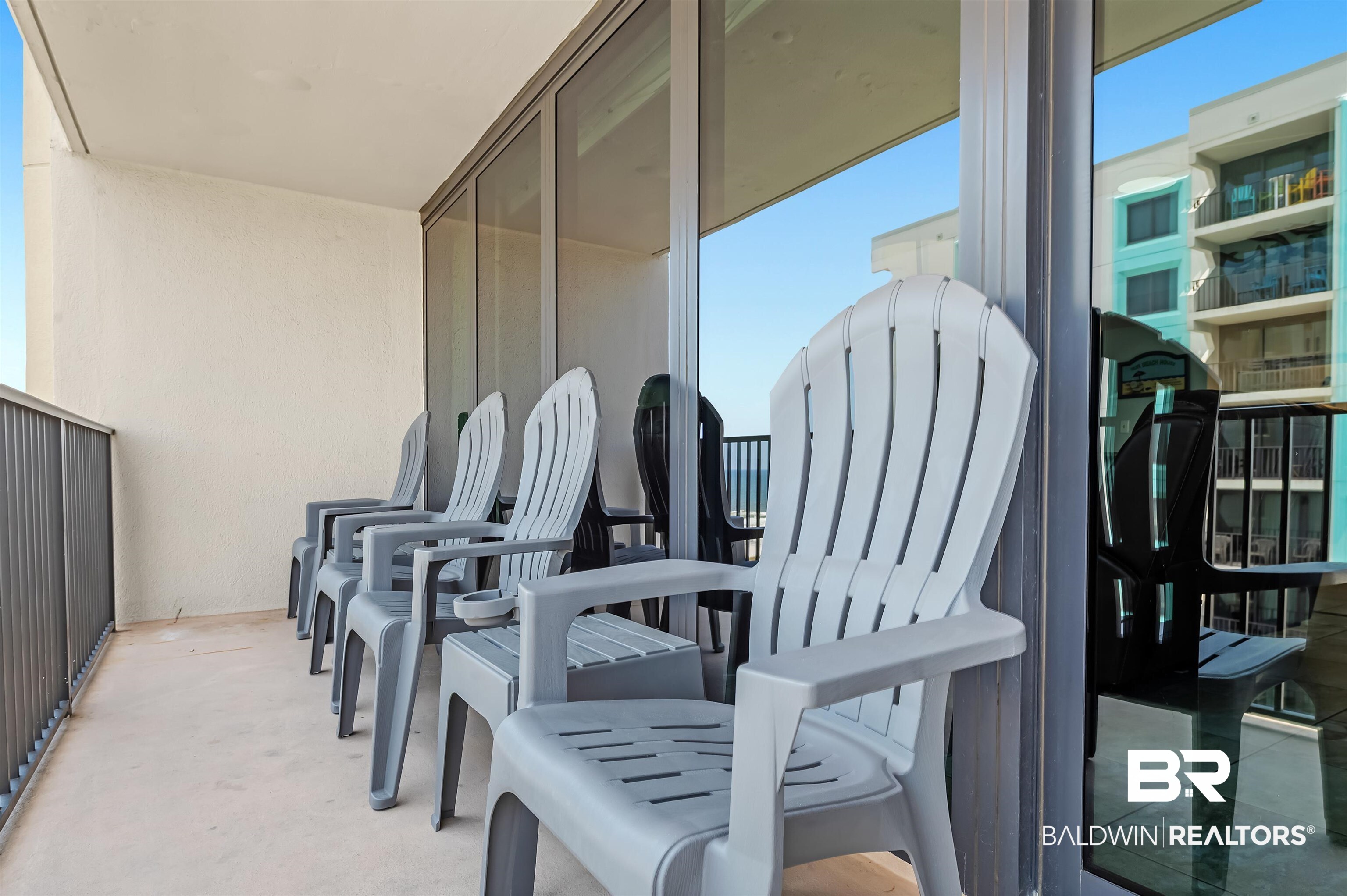 407 W Beach Boulevard # 570