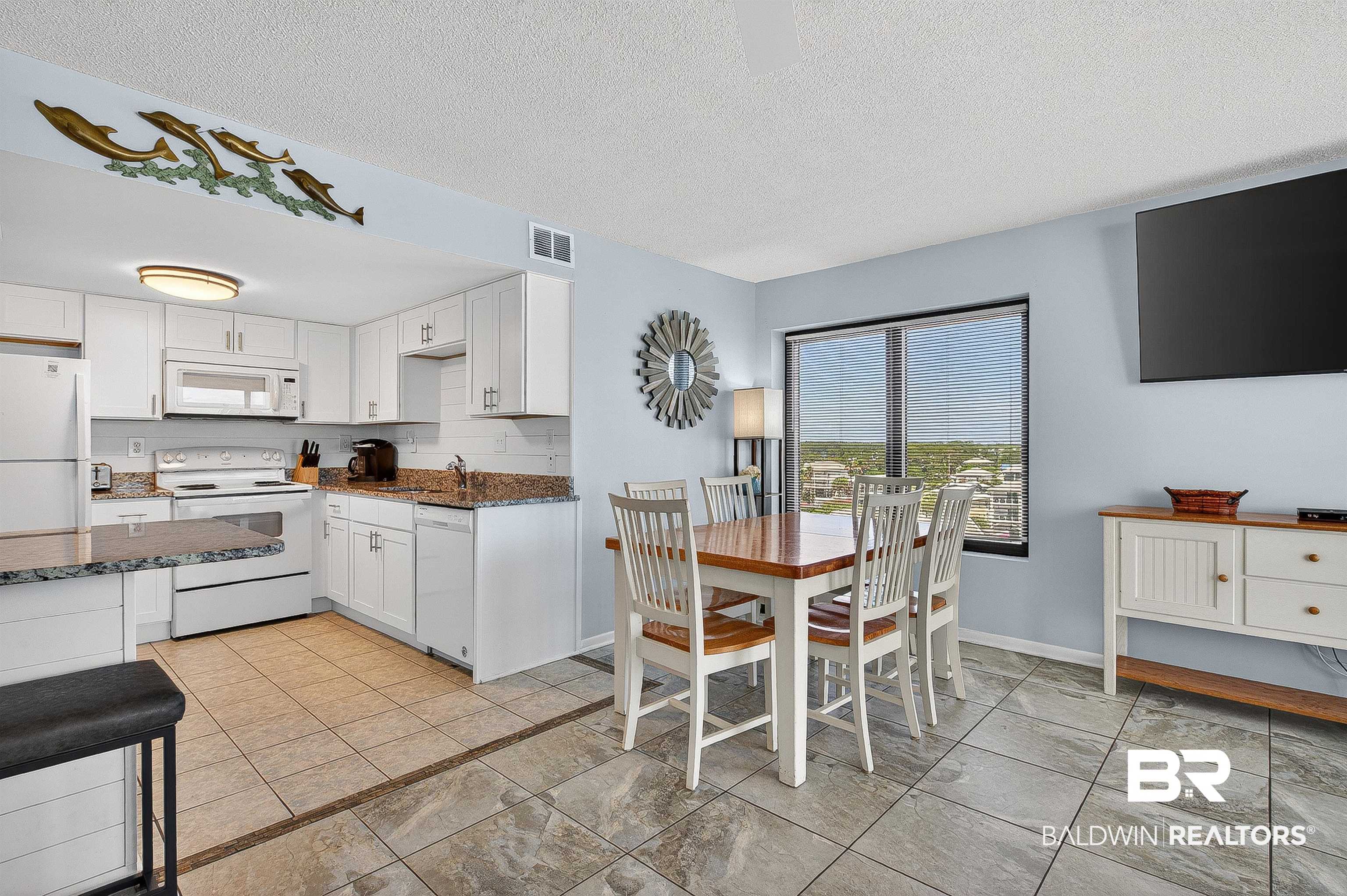 407 W Beach Boulevard # 570