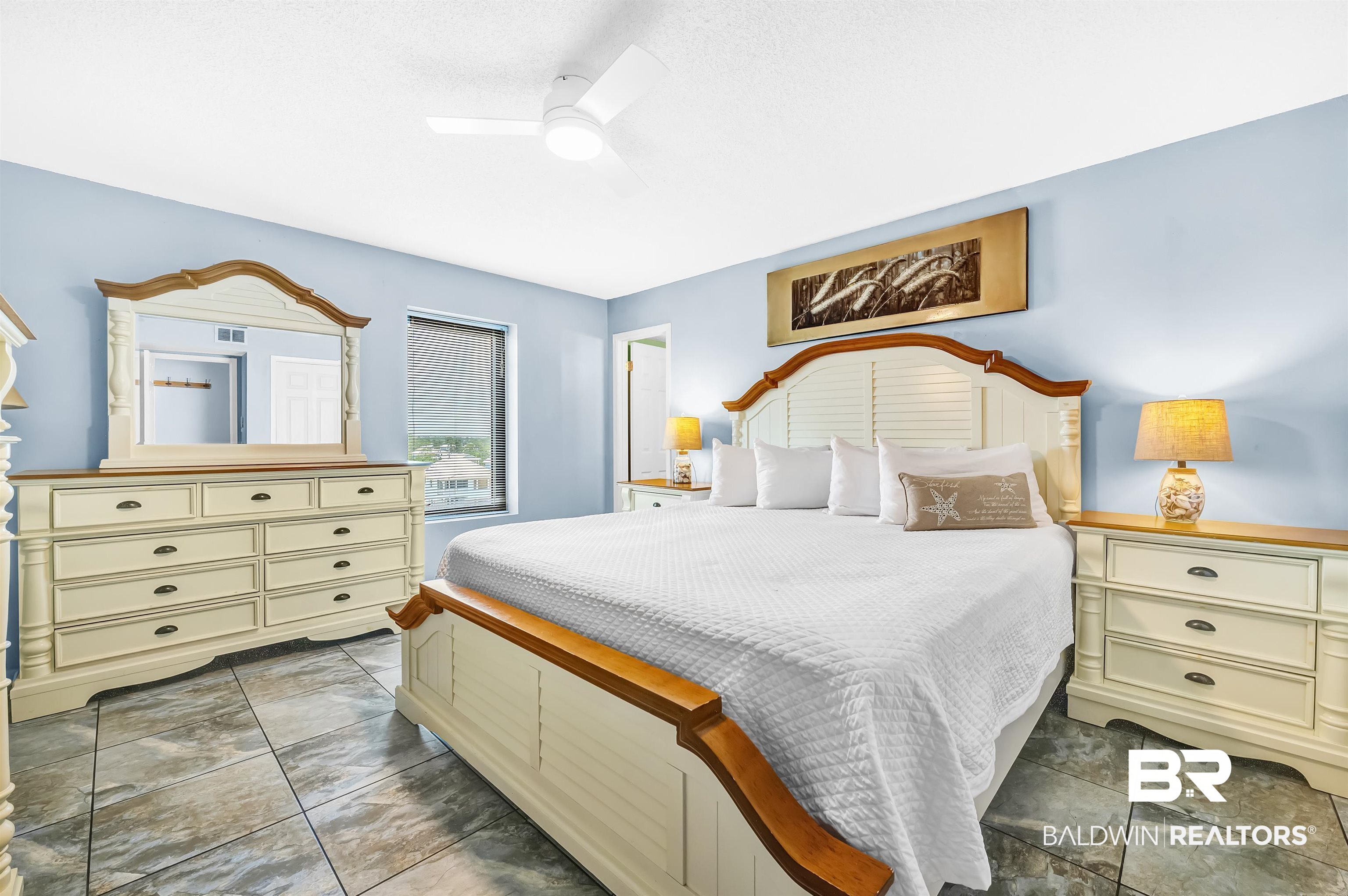 407 W Beach Boulevard # 570