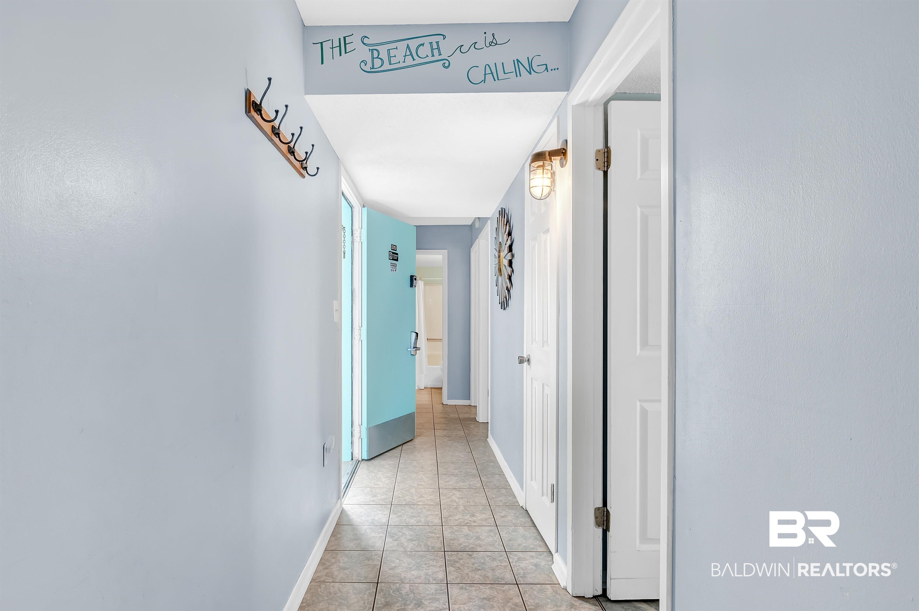 407 W Beach Boulevard # 570