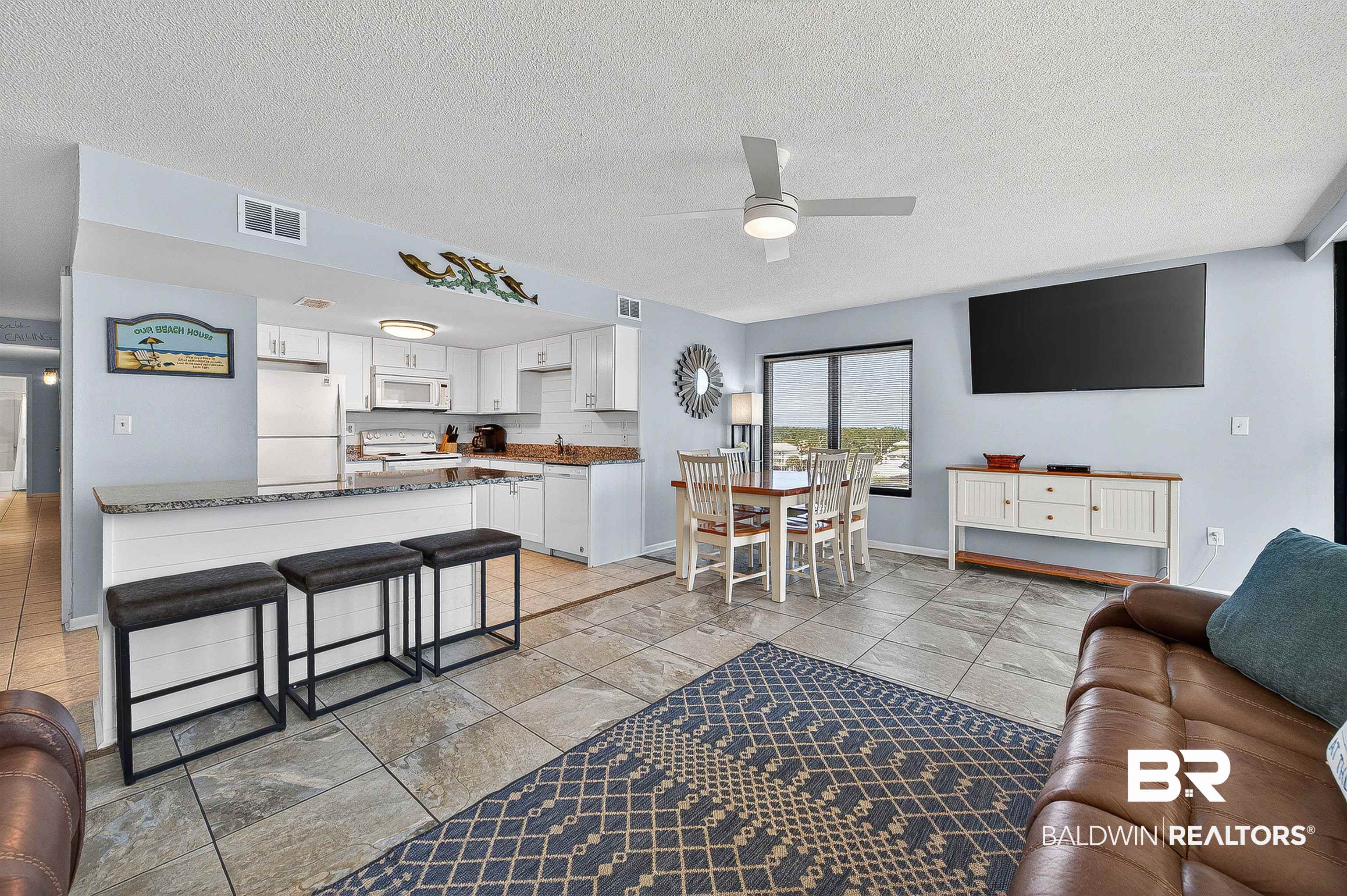 407 W Beach Boulevard # 570