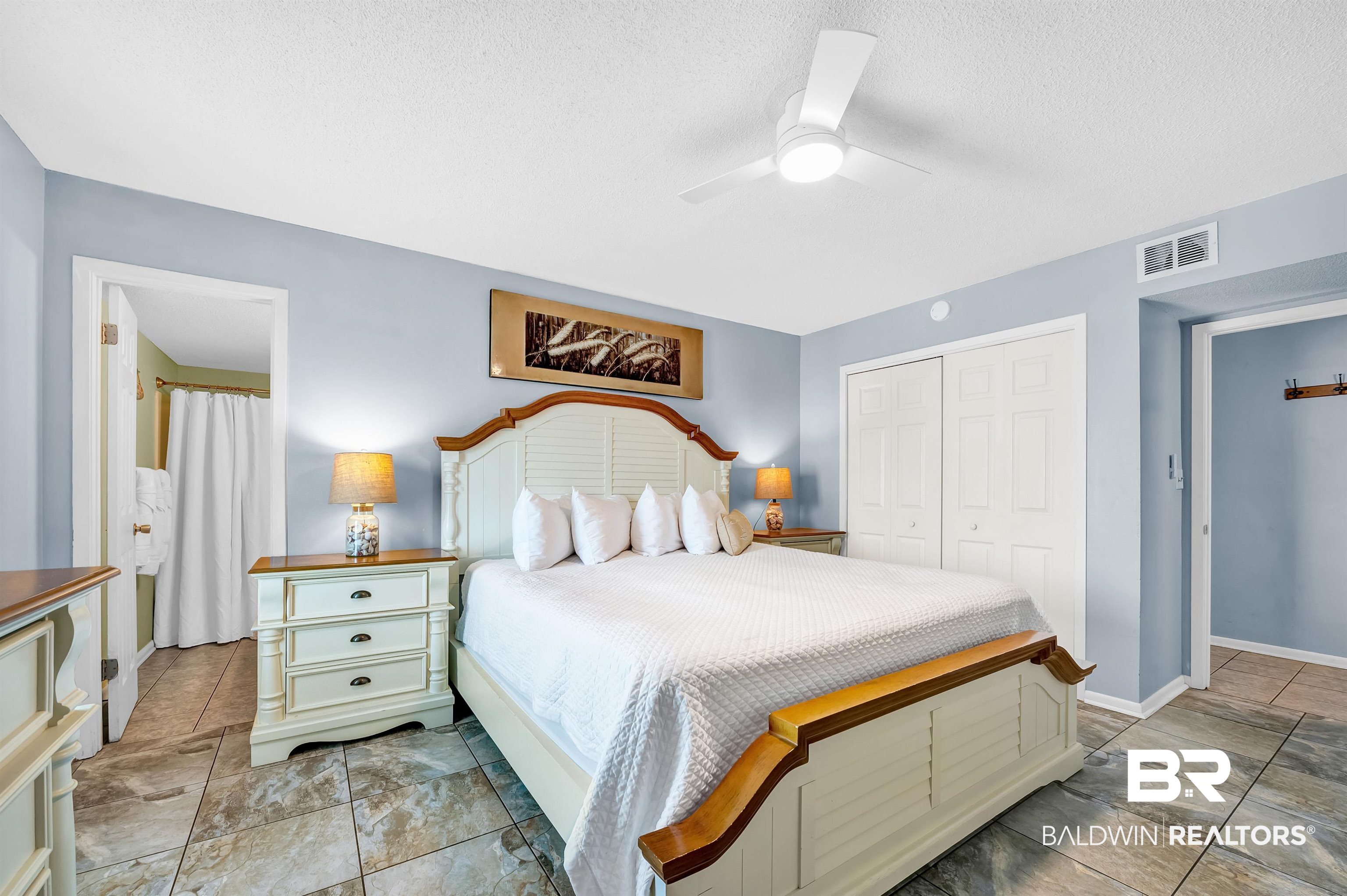 407 W Beach Boulevard # 570