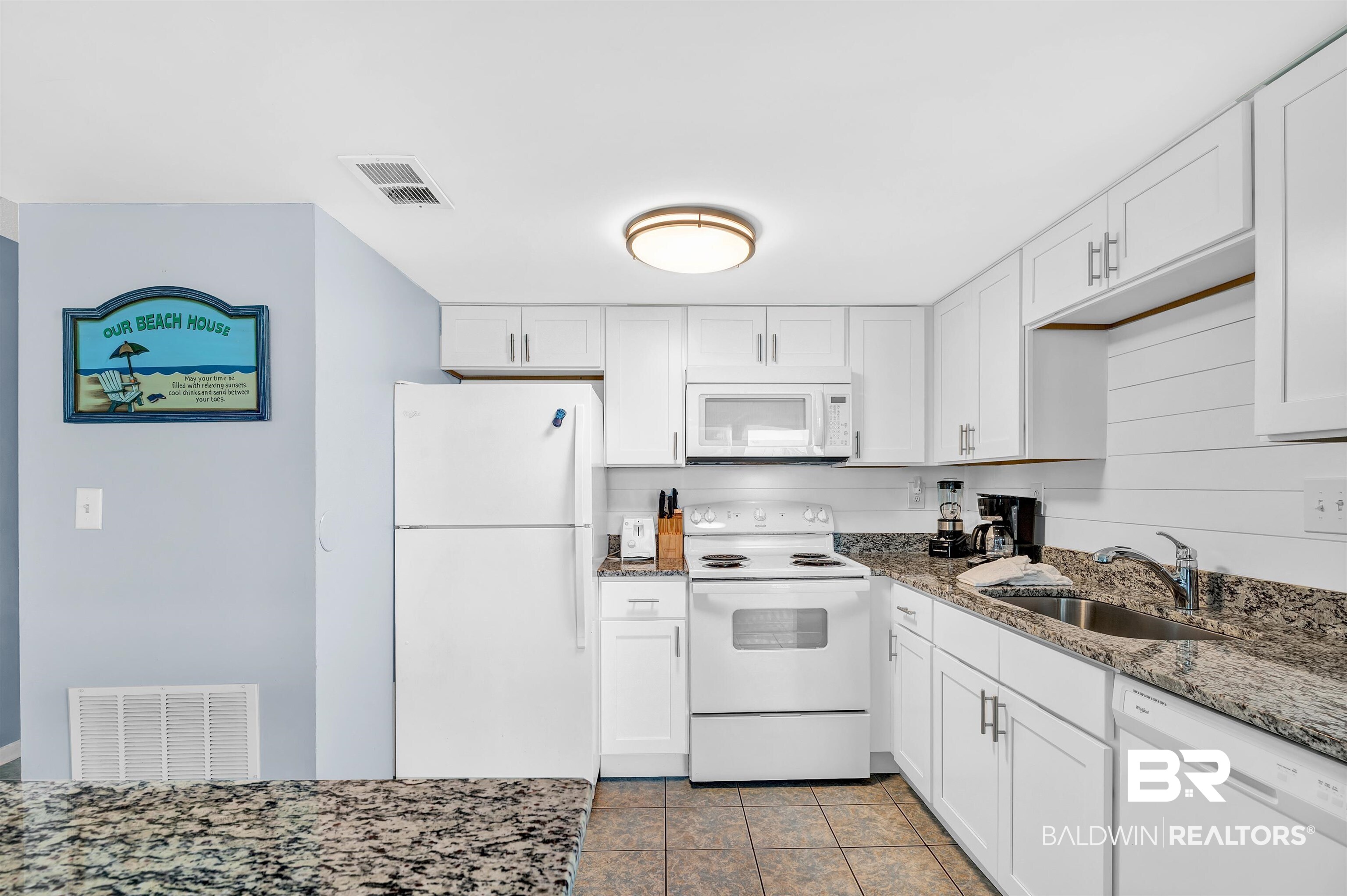 407 W Beach Boulevard # 570