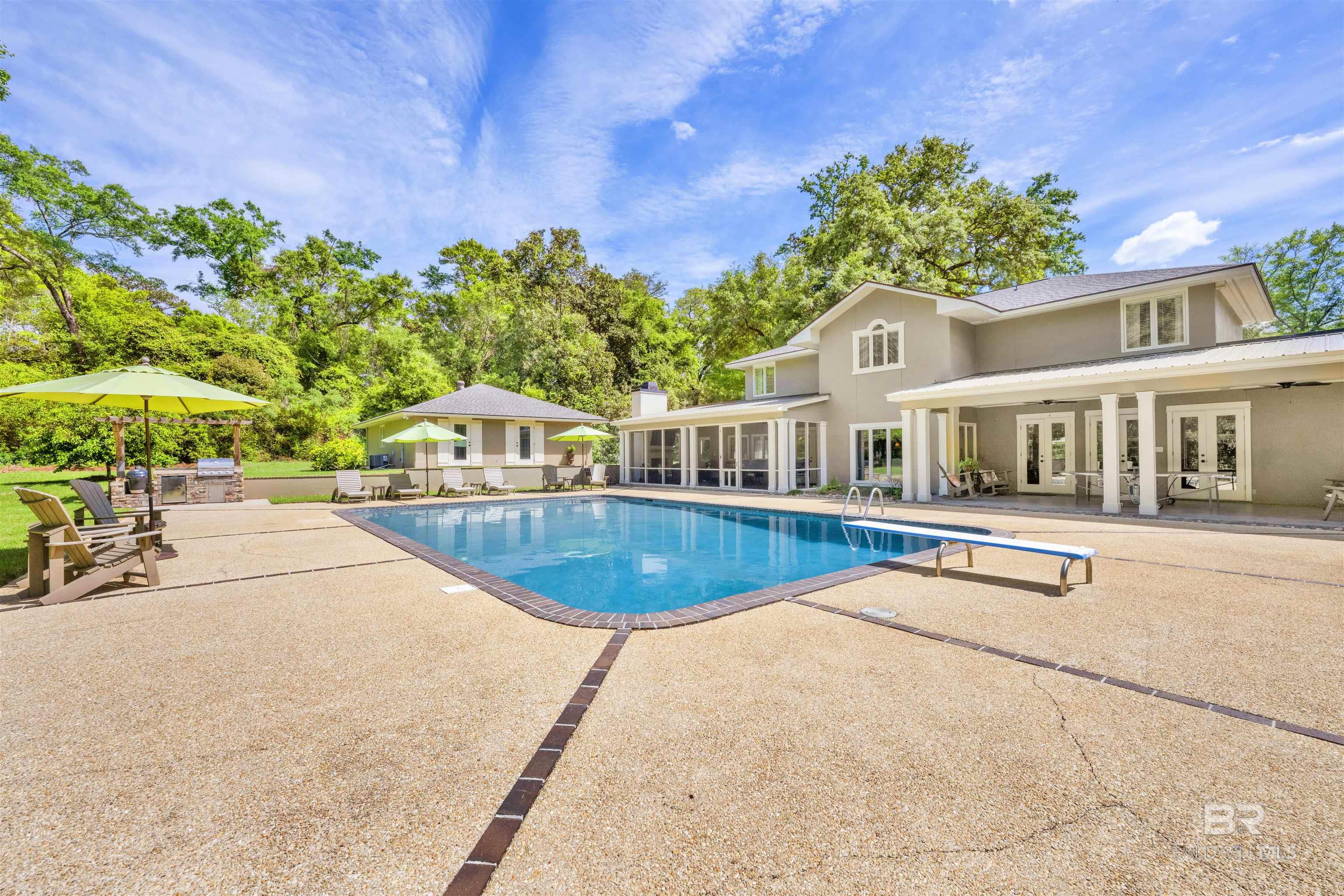 6801 N Winding Brook Drive