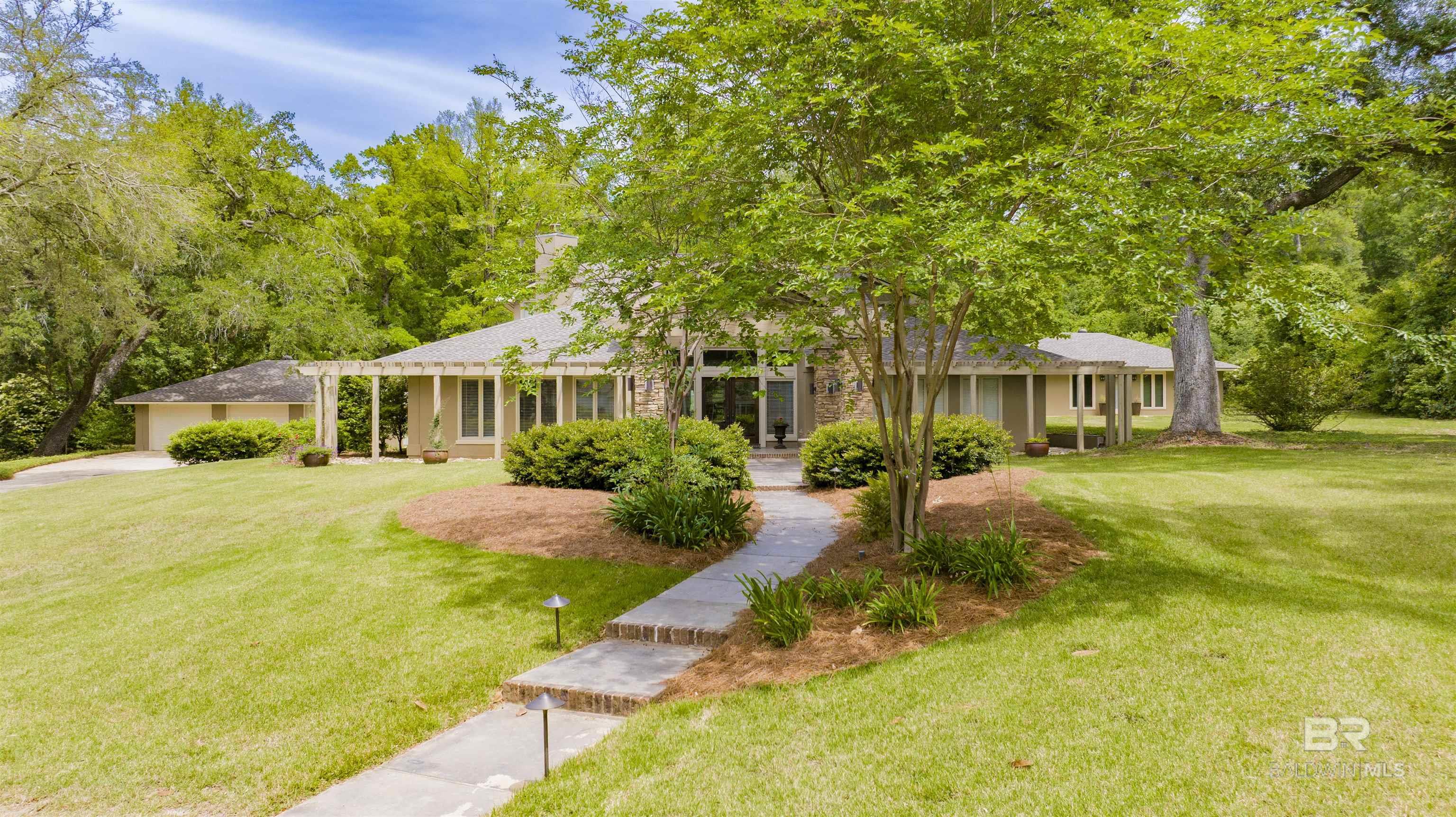 6801 N Winding Brook Drive