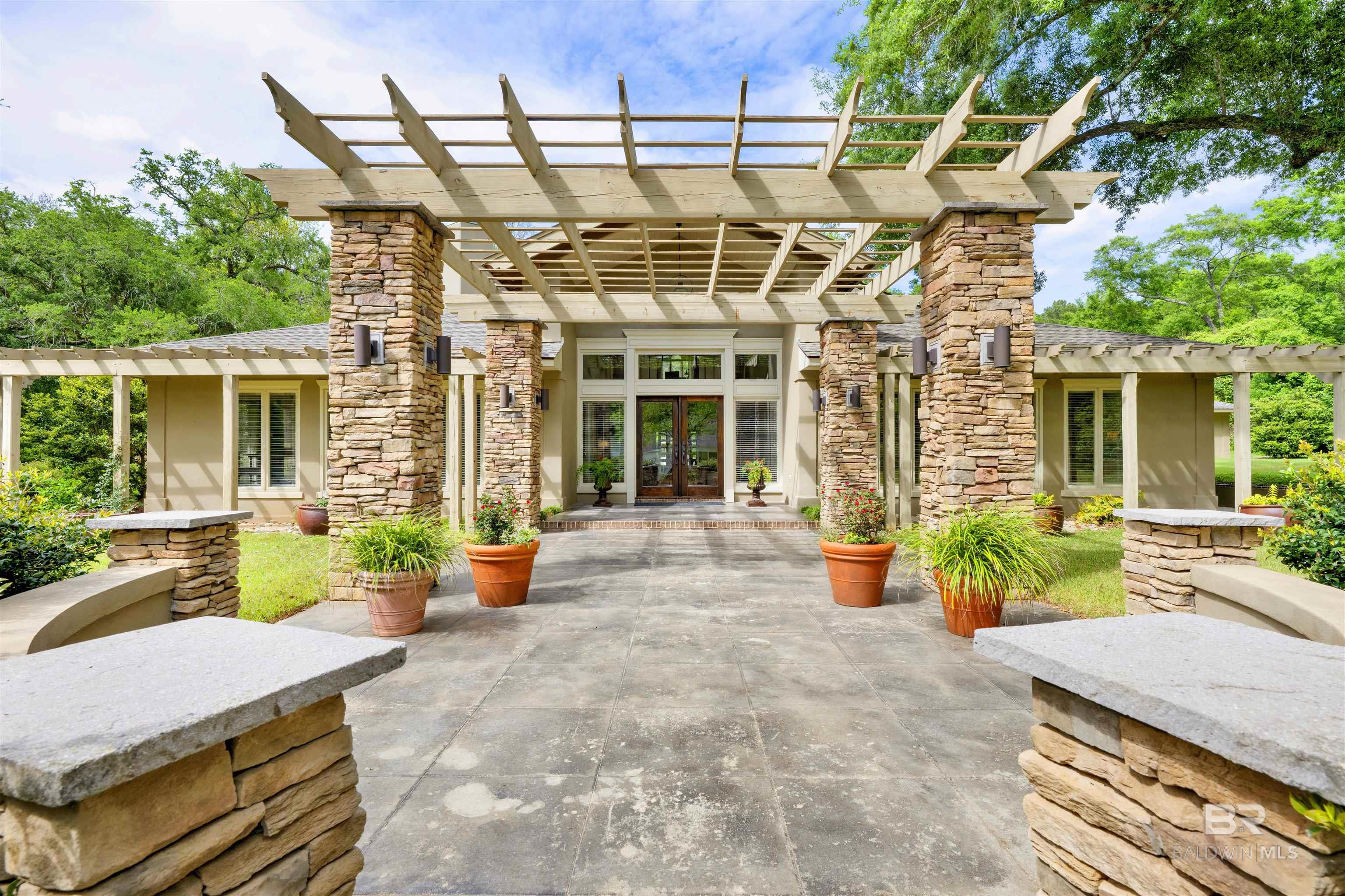 6801 N Winding Brook Drive