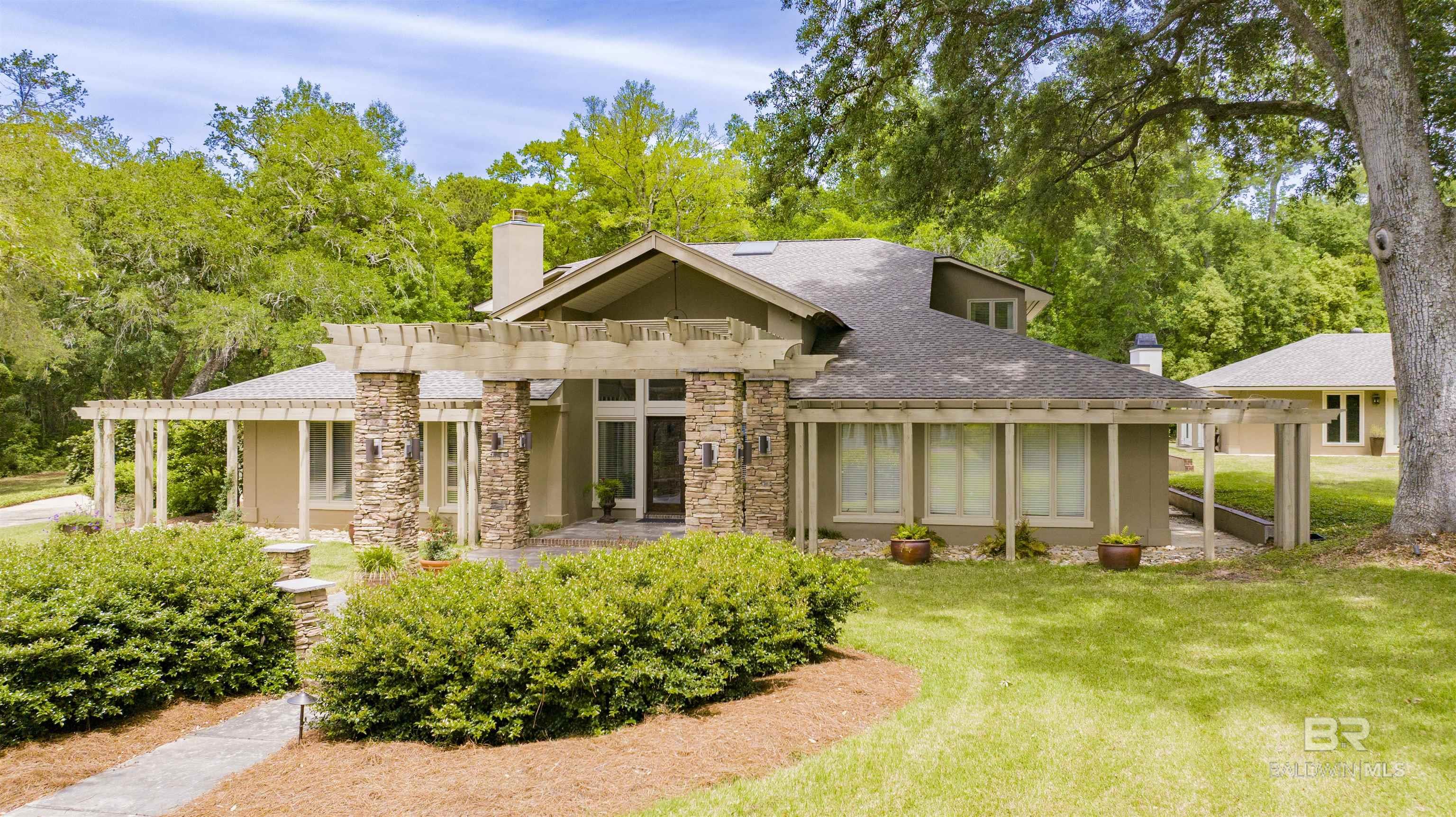 6801 N Winding Brook Drive