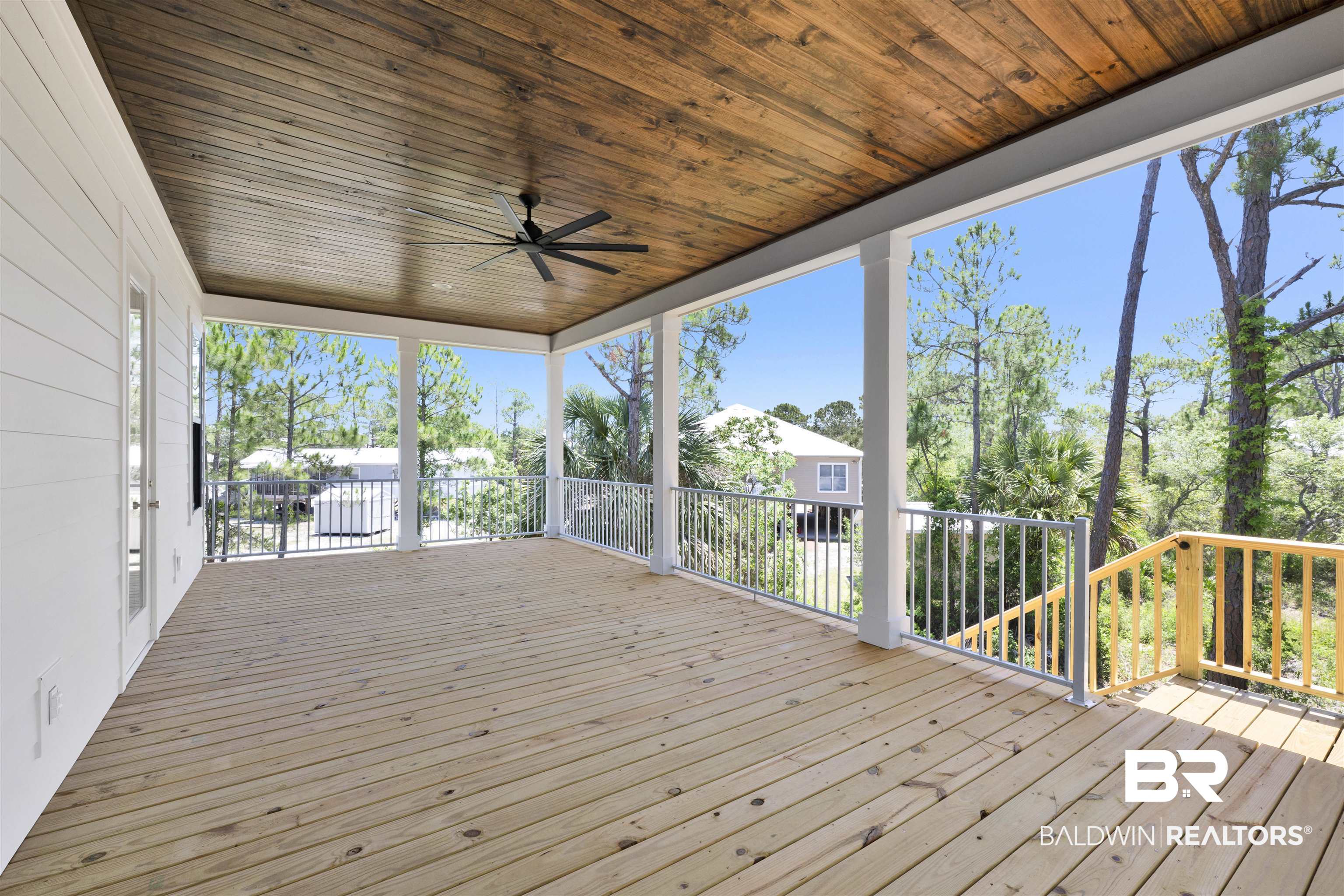 26592 Carondelette Drive