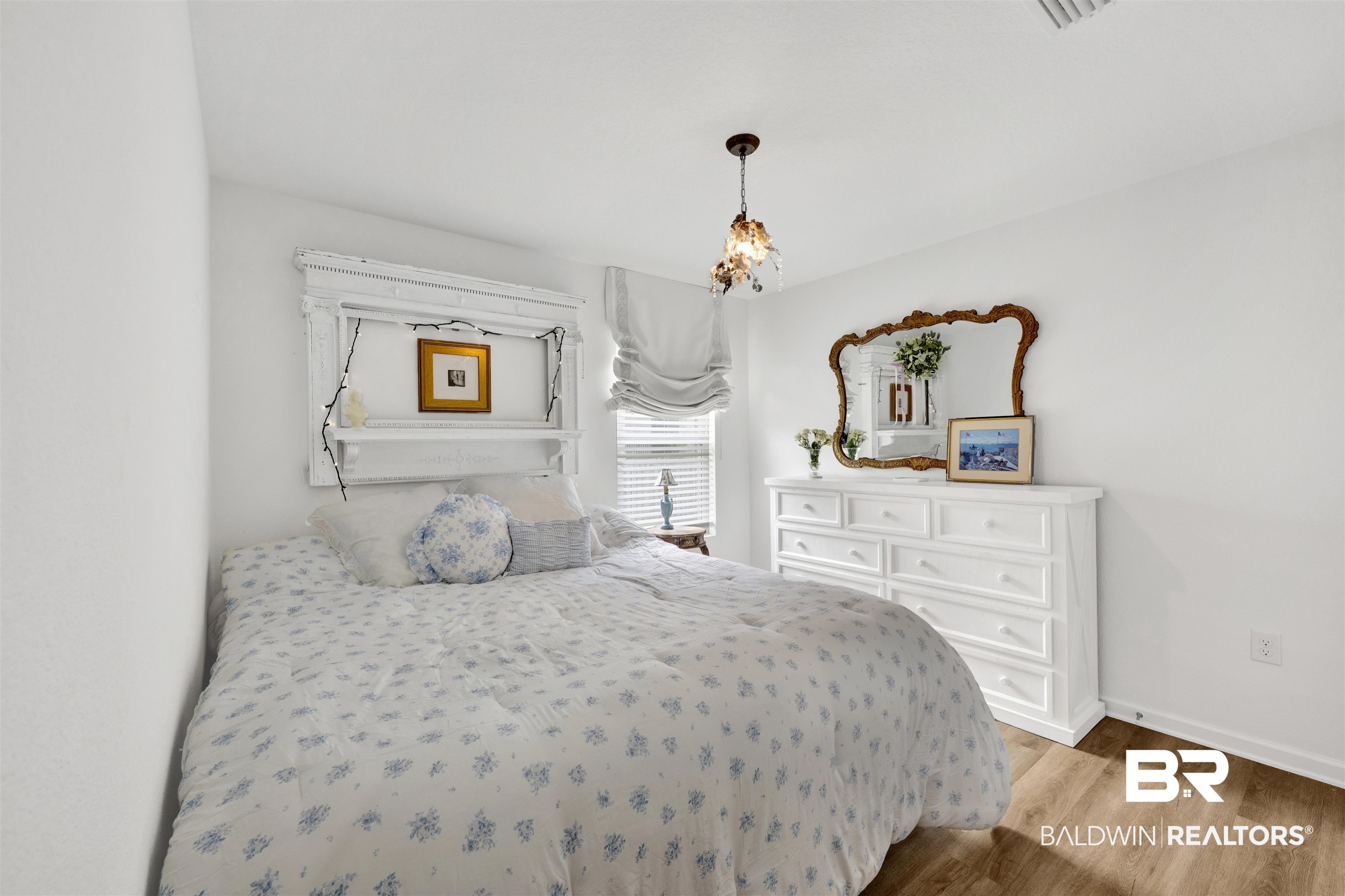 16265 Laurelbrooke Loop