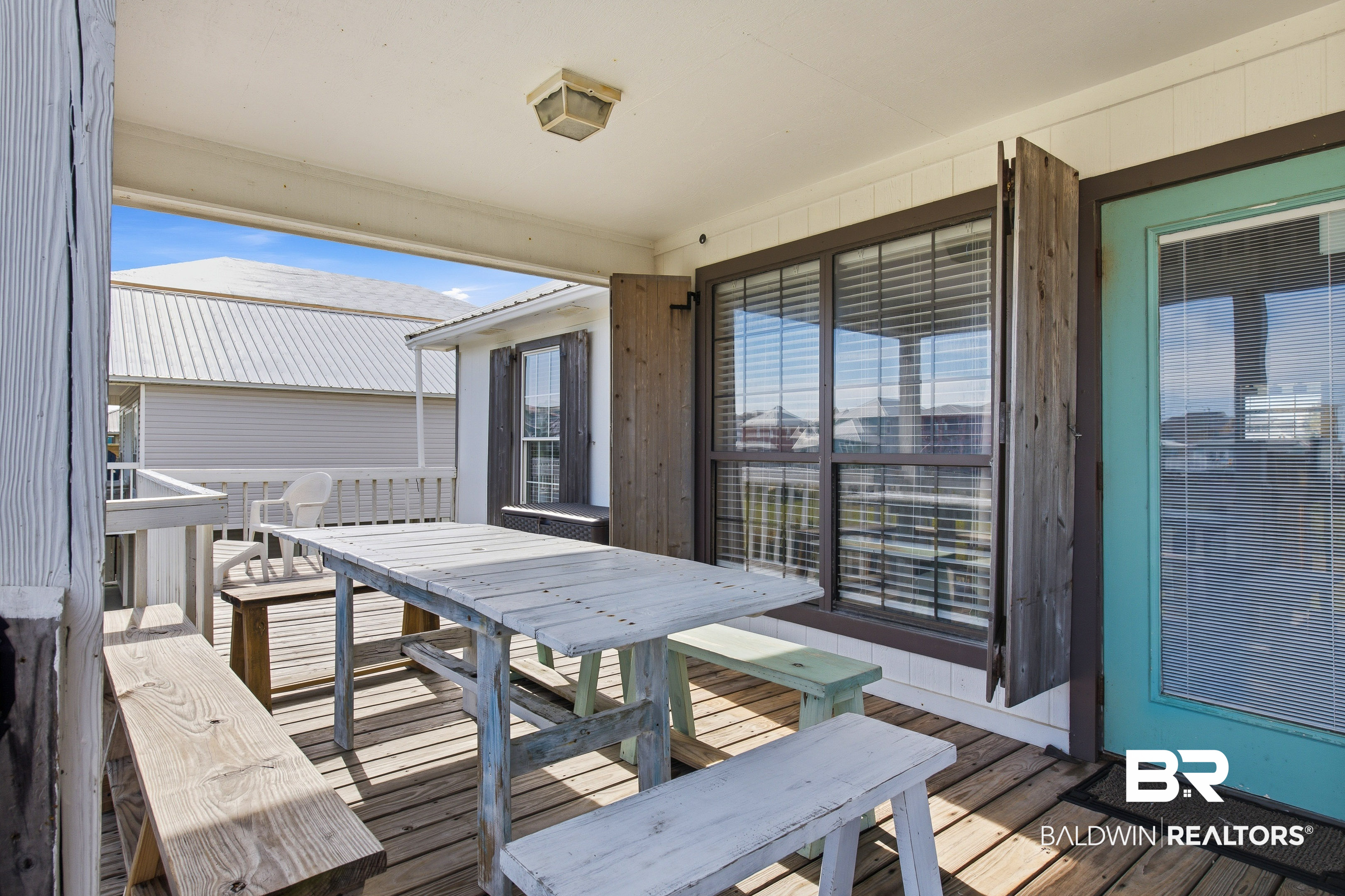 1355 W Lagoon Ave