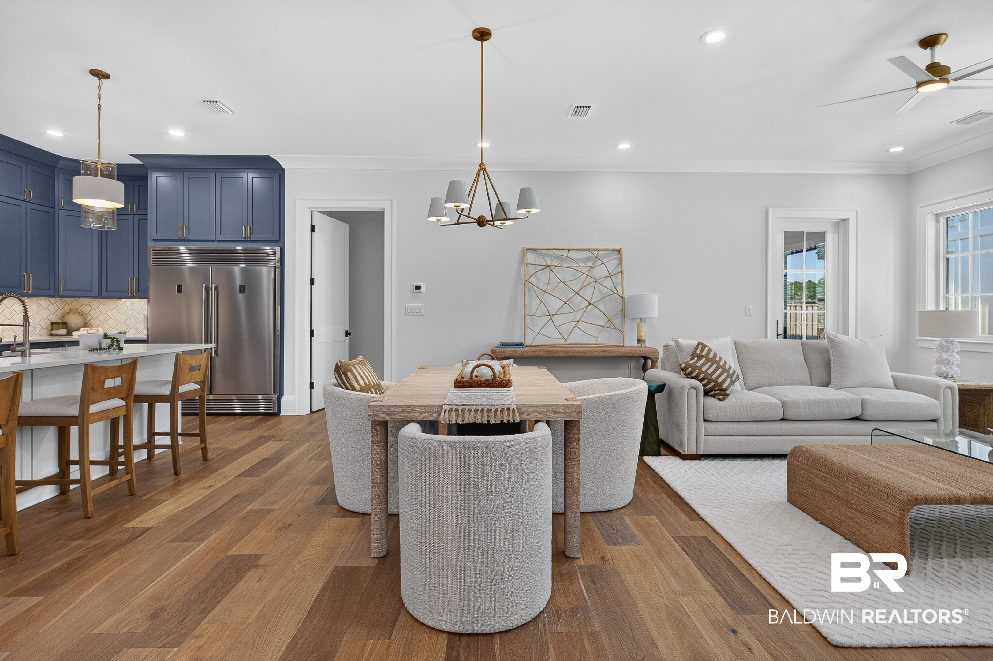 841 Inlet Circle