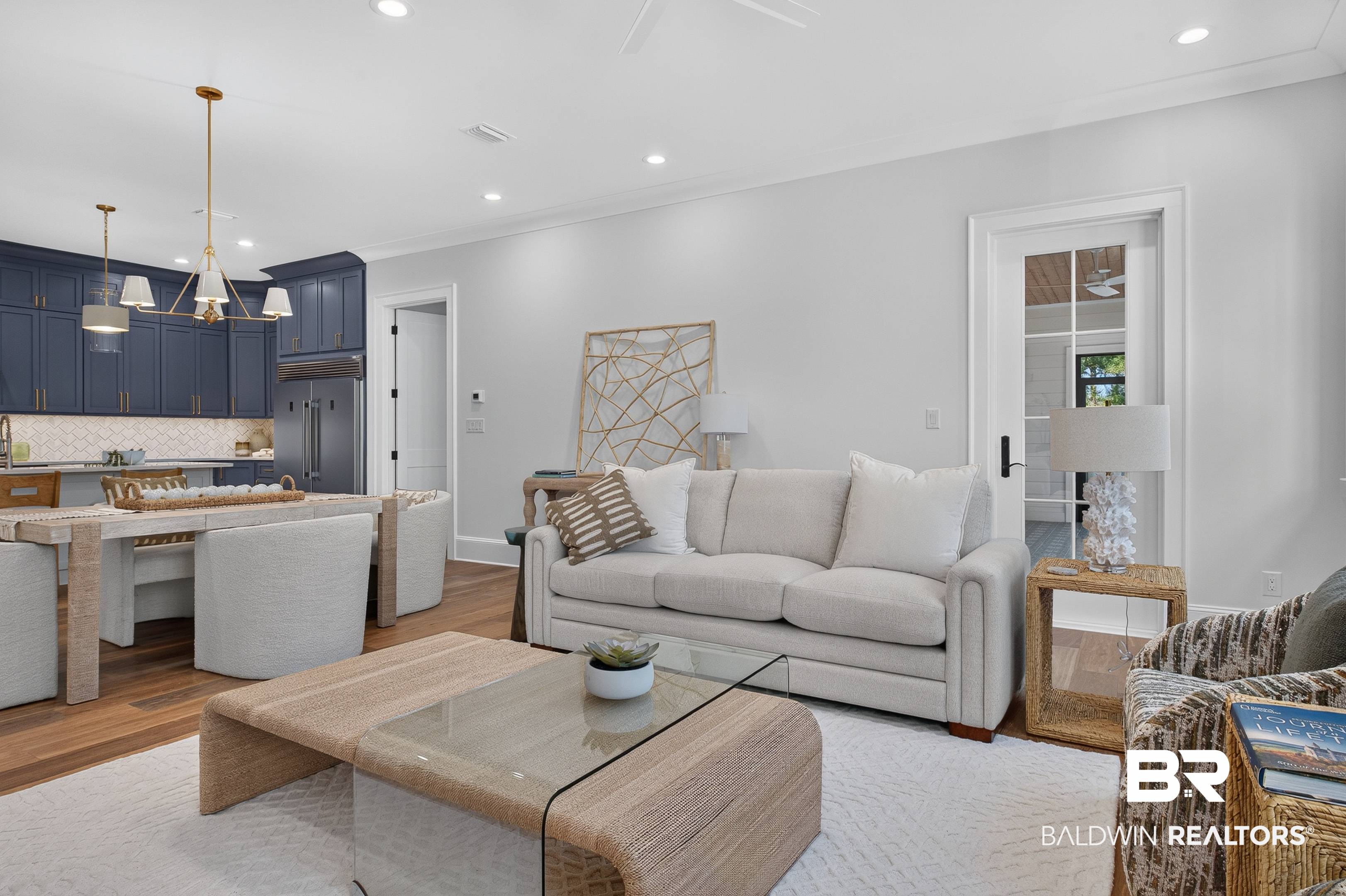 841 Inlet Circle