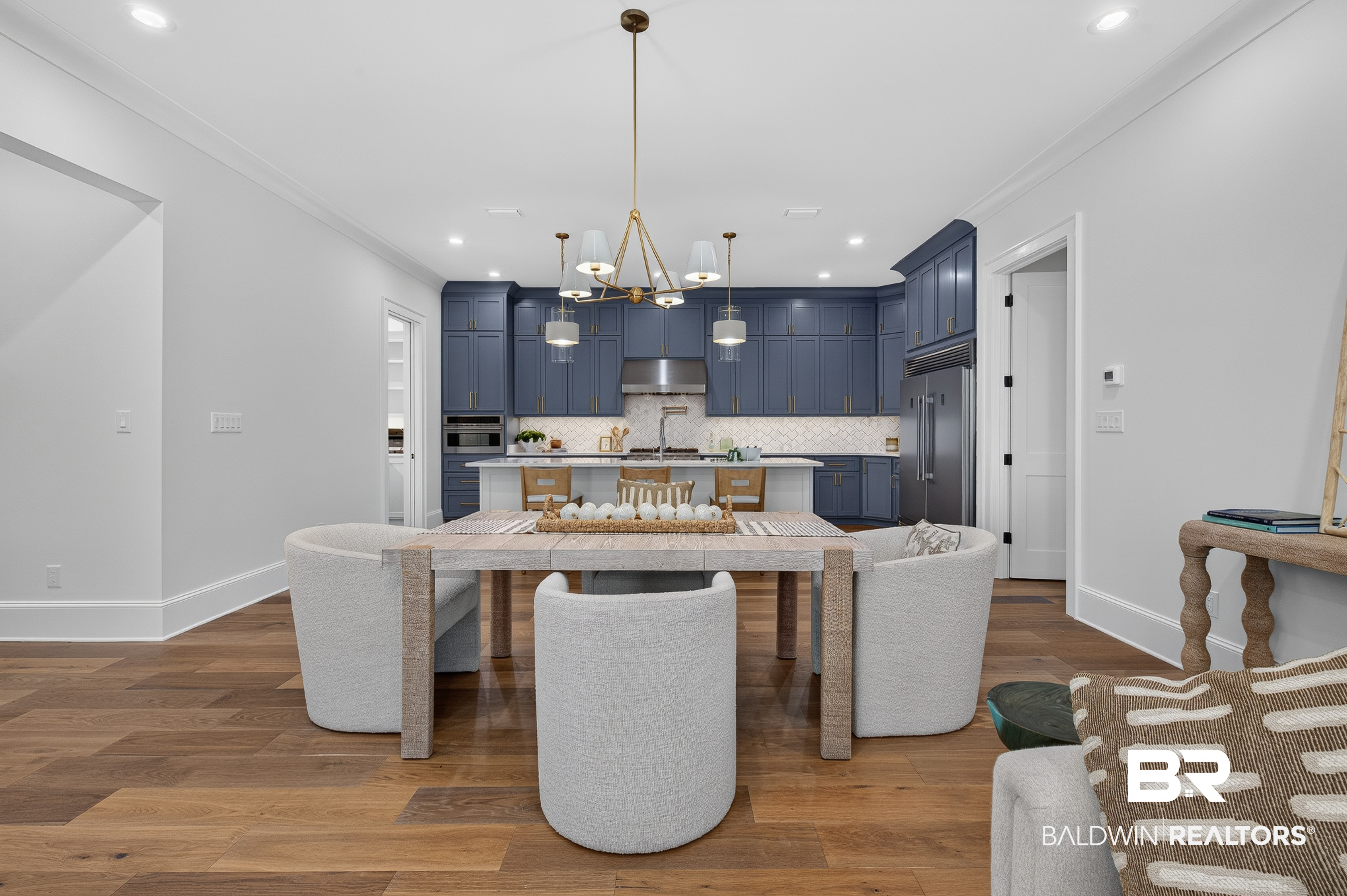 841 Inlet Circle