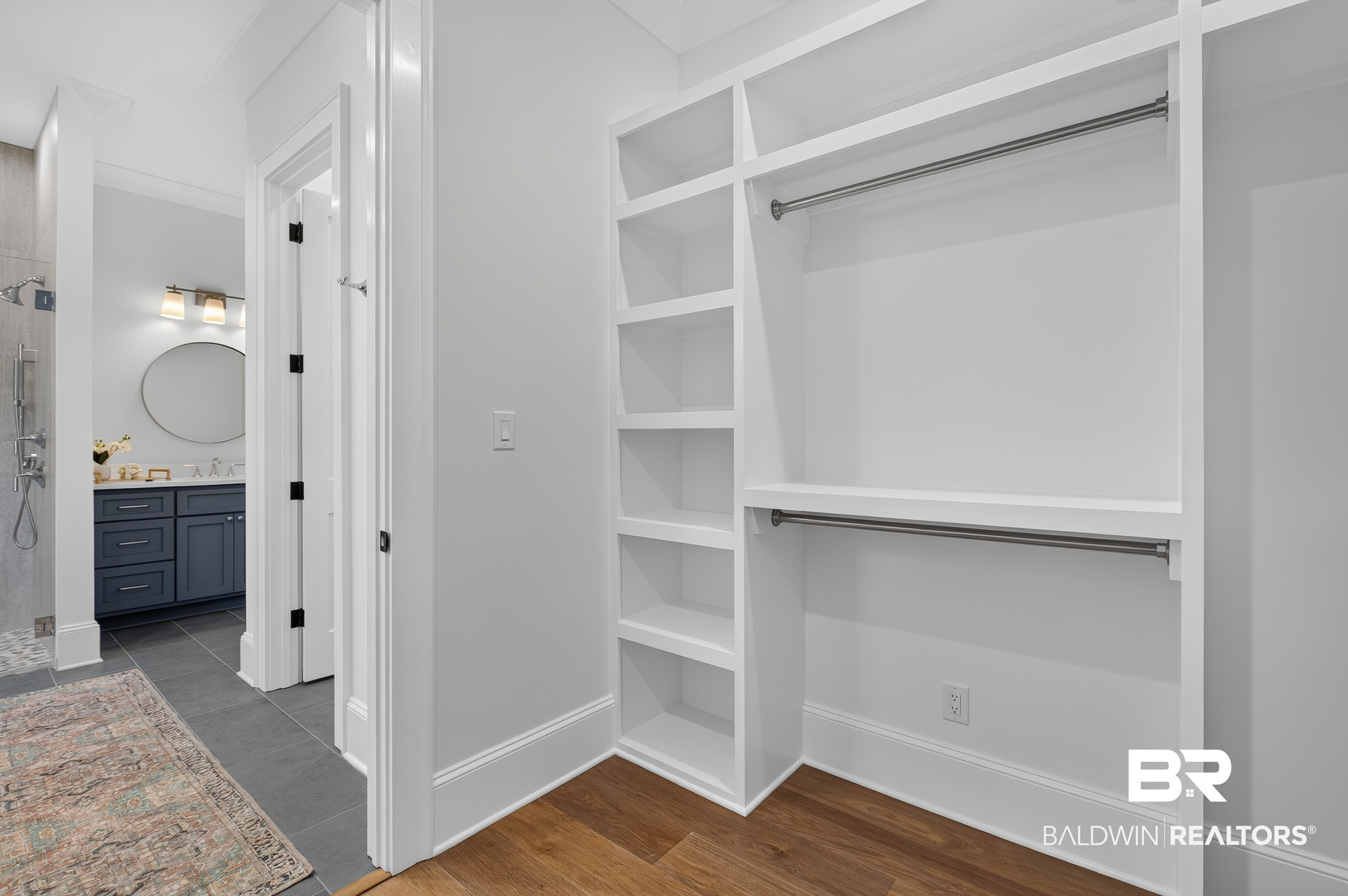 841 Inlet Circle