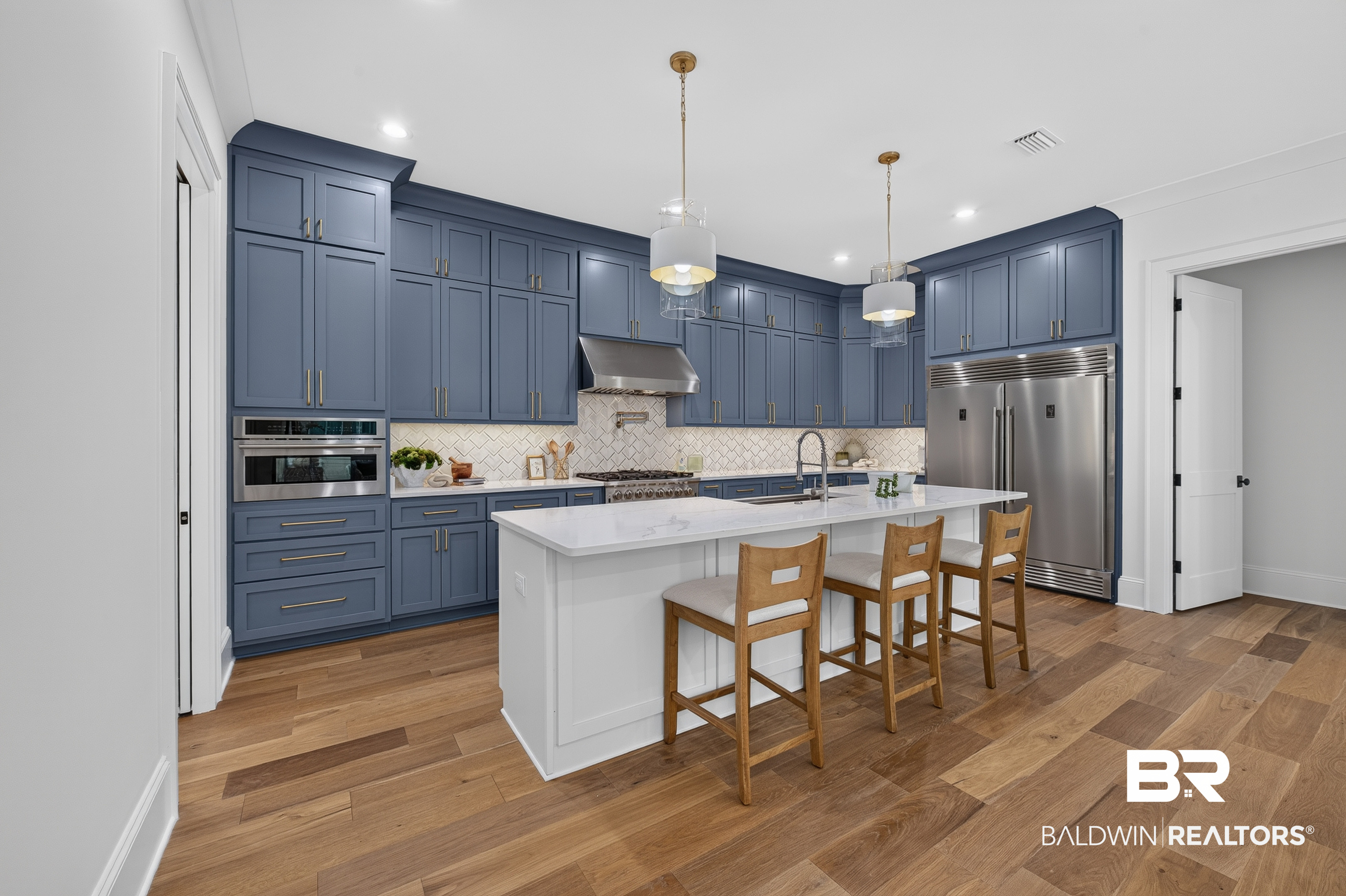841 Inlet Circle