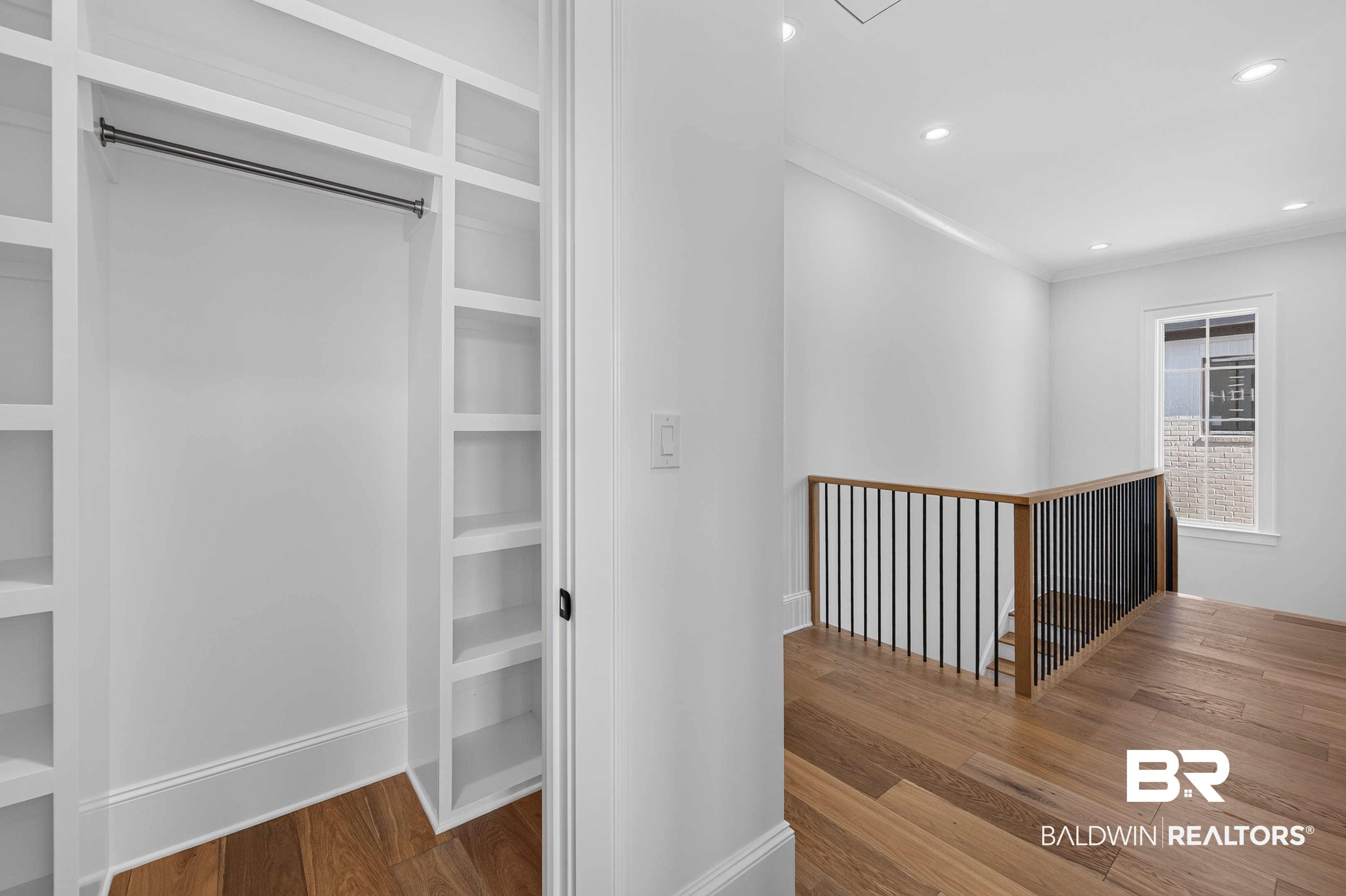 841 Inlet Circle