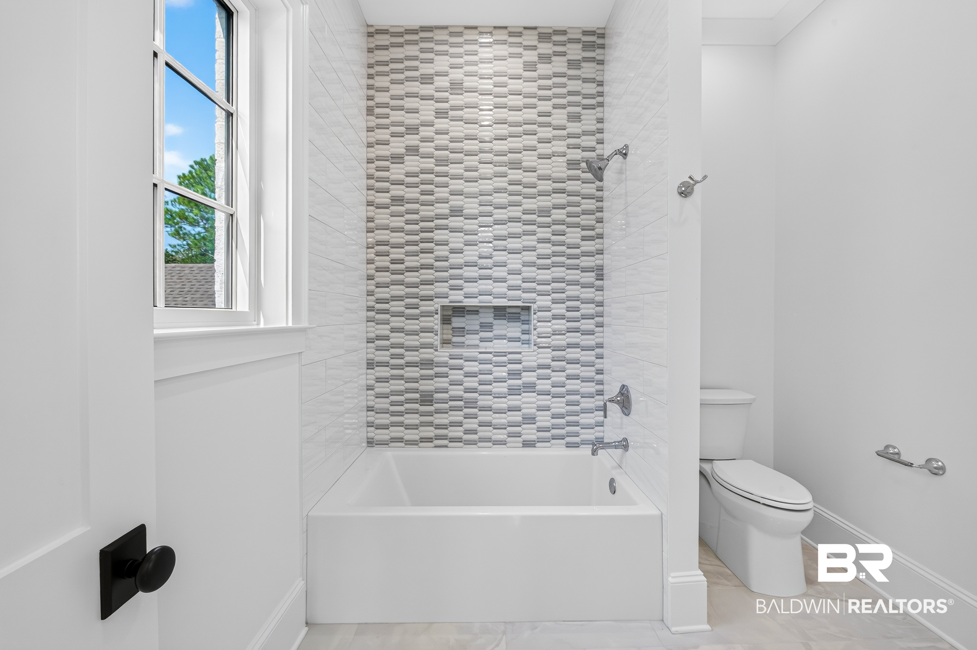 841 Inlet Circle