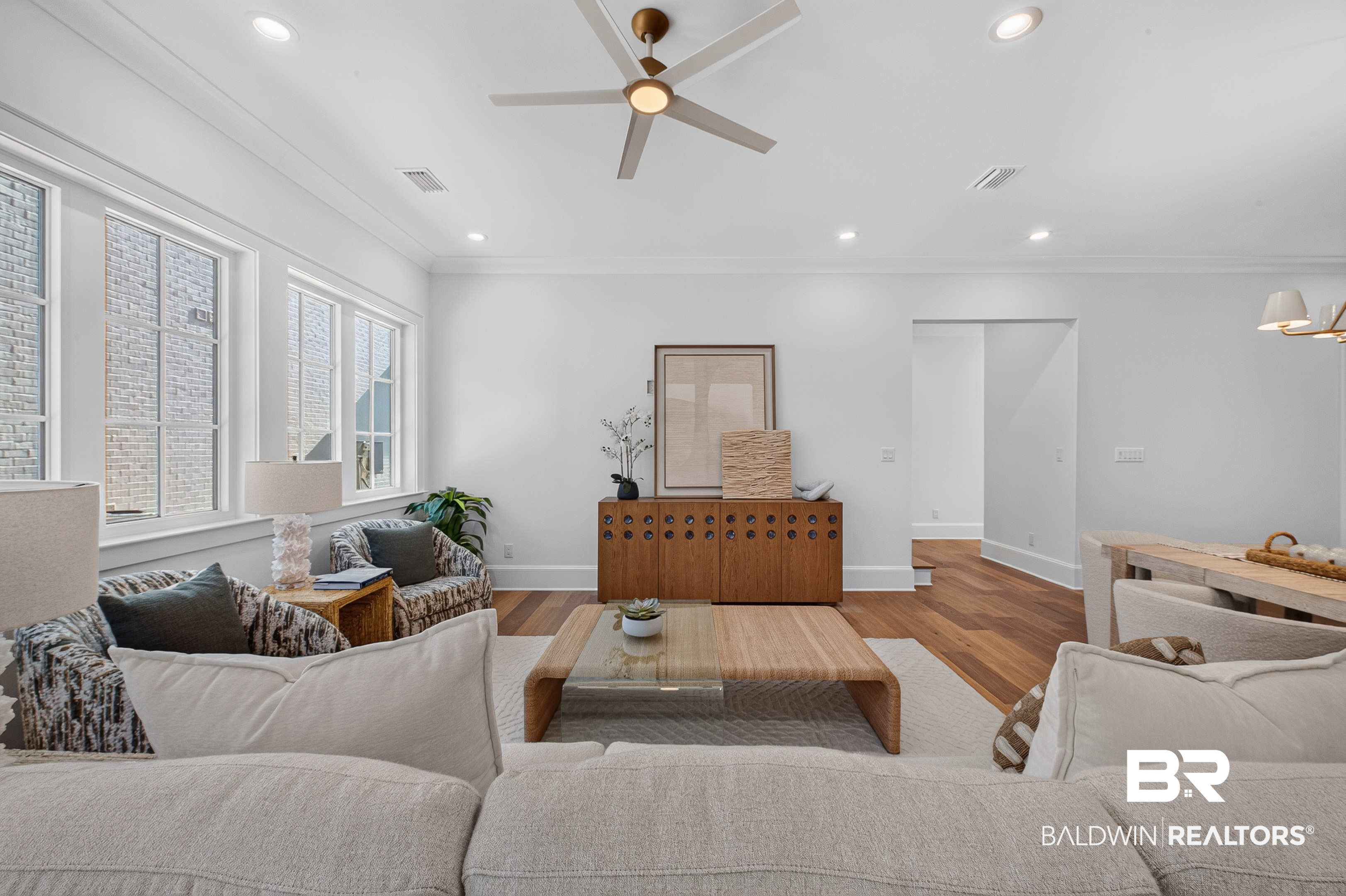841 Inlet Circle