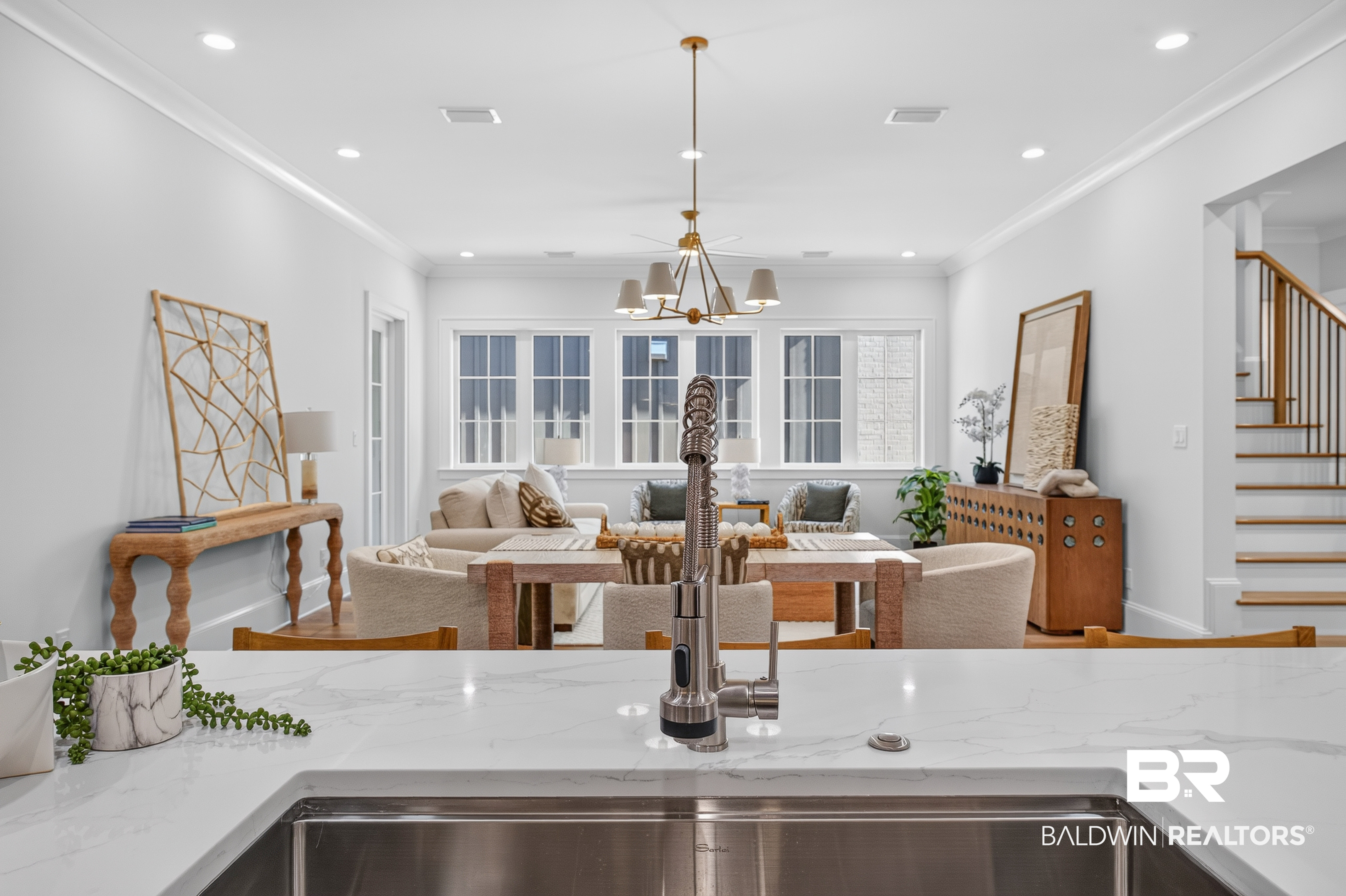 841 Inlet Circle