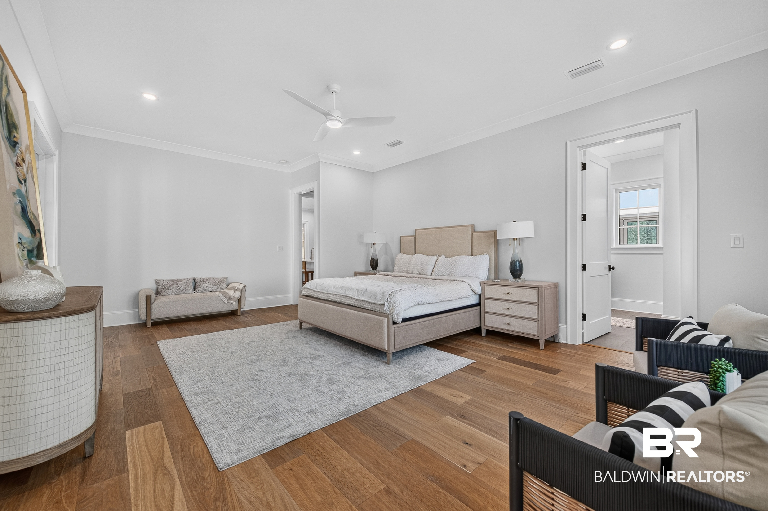 841 Inlet Circle